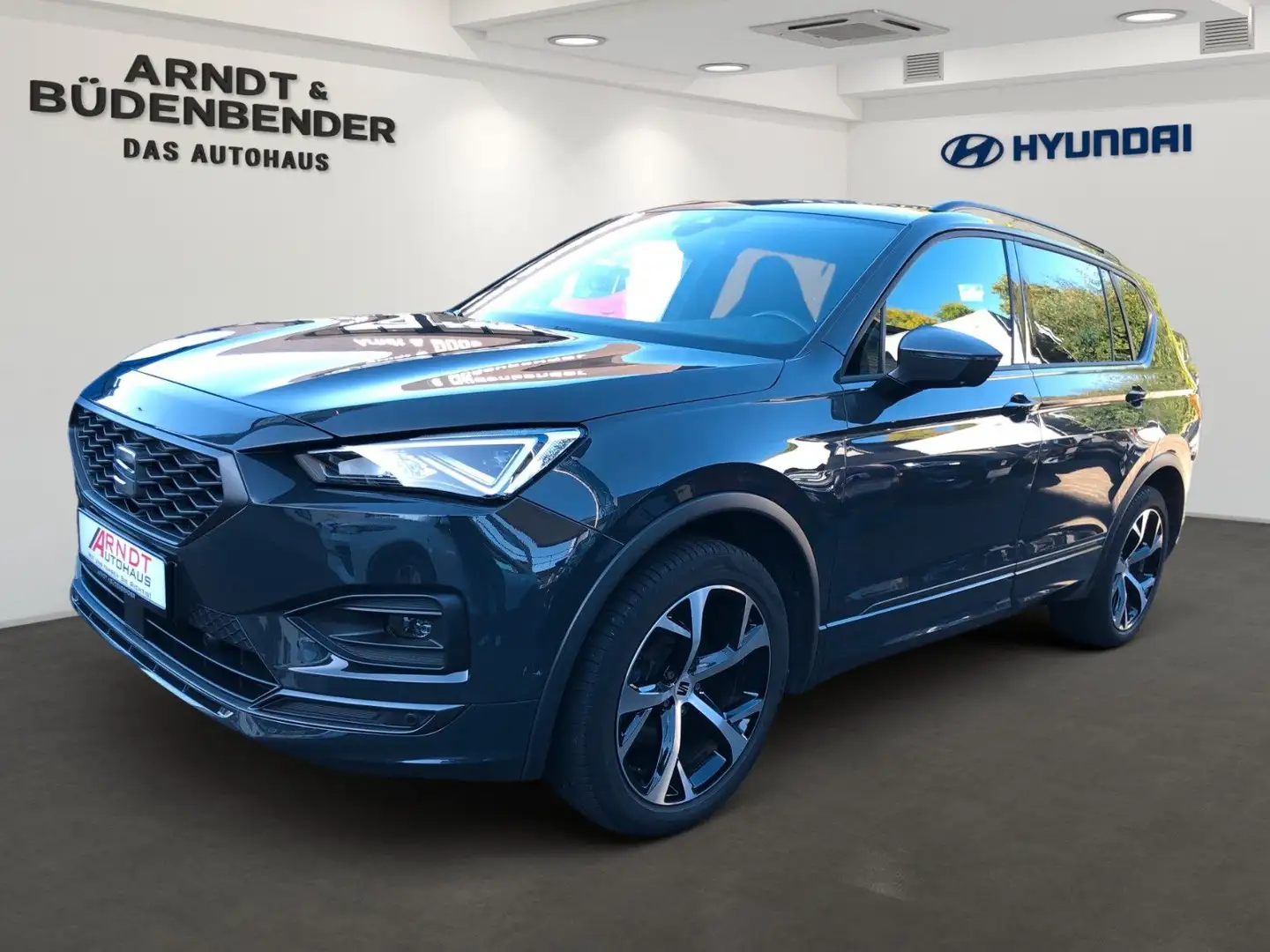 SEAT Tarraco FR Beats AHK NAVI ACC Gris - 1