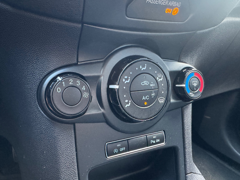Ford Fiesta 1.0 Style Ultimate | Airco | Cruise | NAVI | PDC V — photo 17