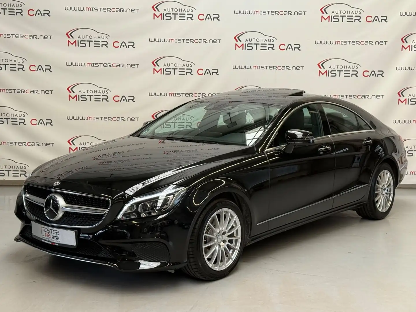 Mercedes-Benz CLS 350 BlueTec/d DISTR/360/GSHD/LED/BURM/KEY/E6 Black - 1
