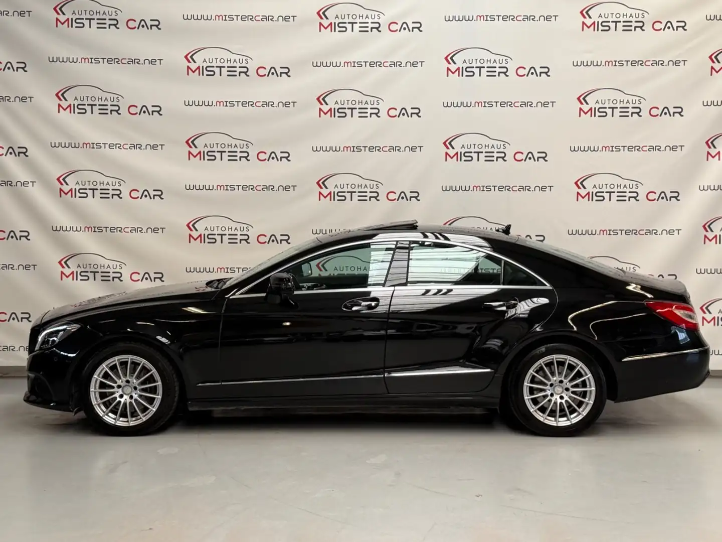 Mercedes-Benz CLS 350 BlueTec/d DISTR/360/GSHD/LED/BURM/KEY/E6 Black - 2