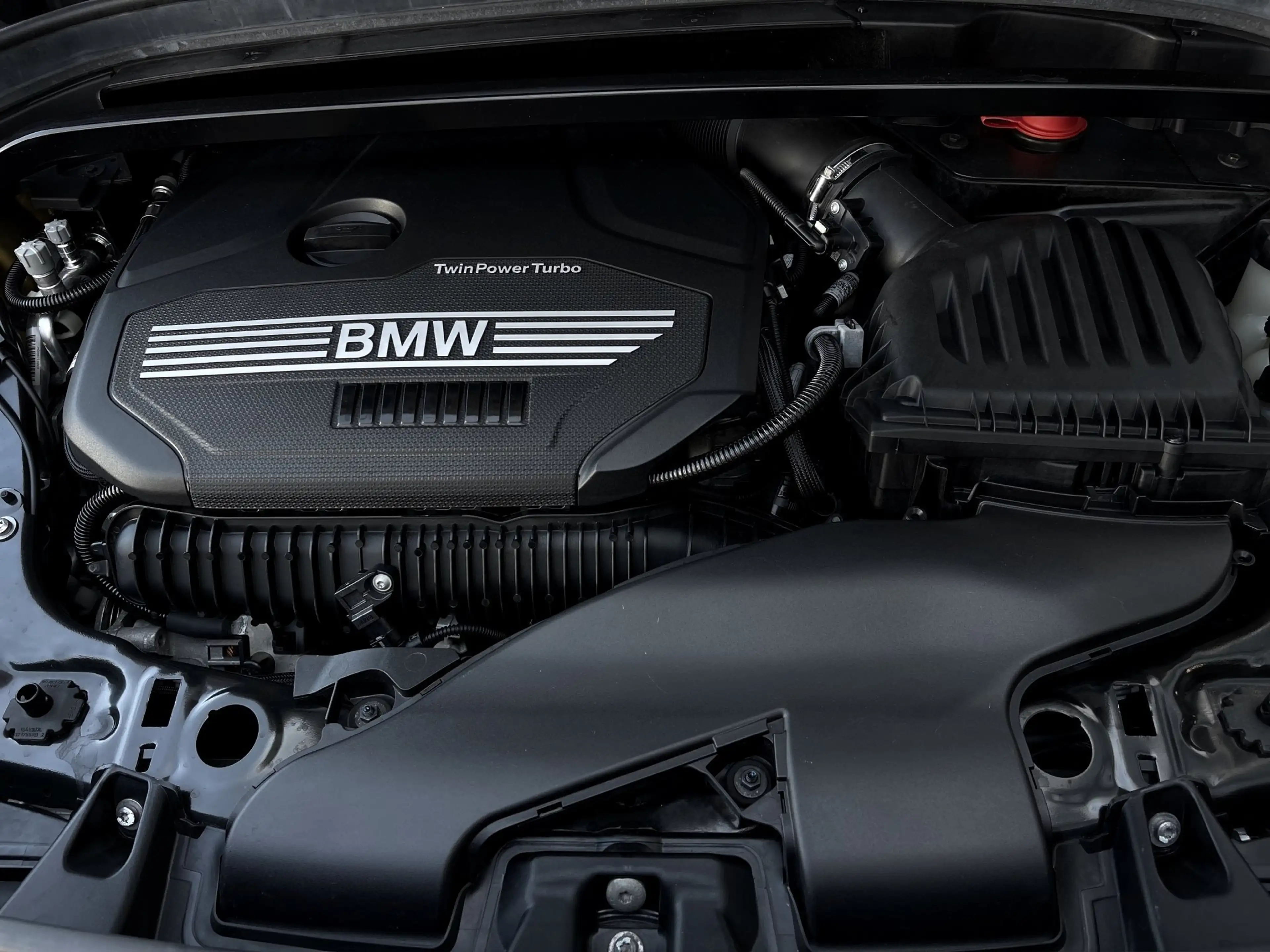 BMW X2 xDrive20i — photo 15