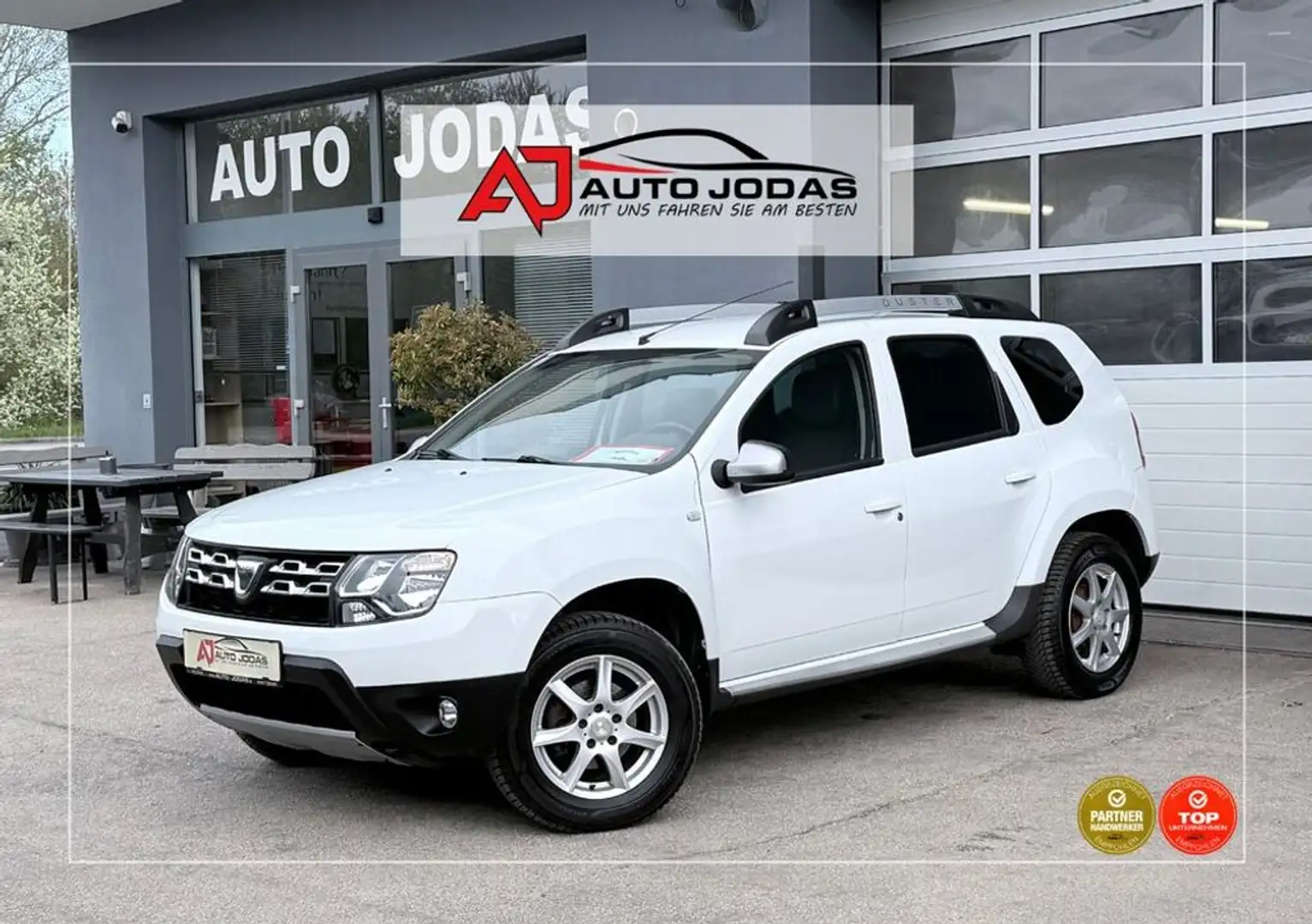 Dacia Duster Supreme dCi 110 4WD **Navi/Sitzheizung** Weiß - 1