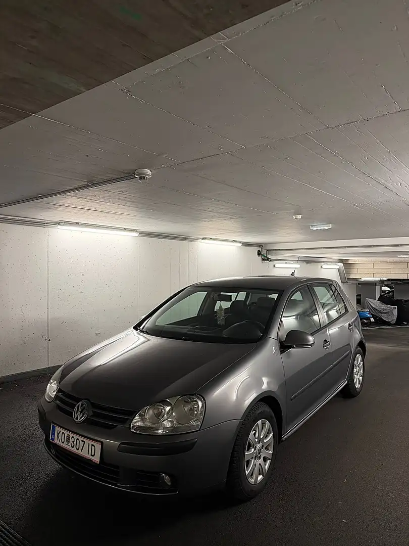 Volkswagen Golf Comfortline 2,0 TDI DPF DSG Grau - 1