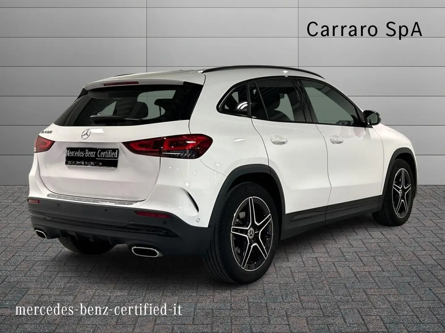 Mercedes-Benz GLA 180 - GLA 180 Premium auto Weiß - 2