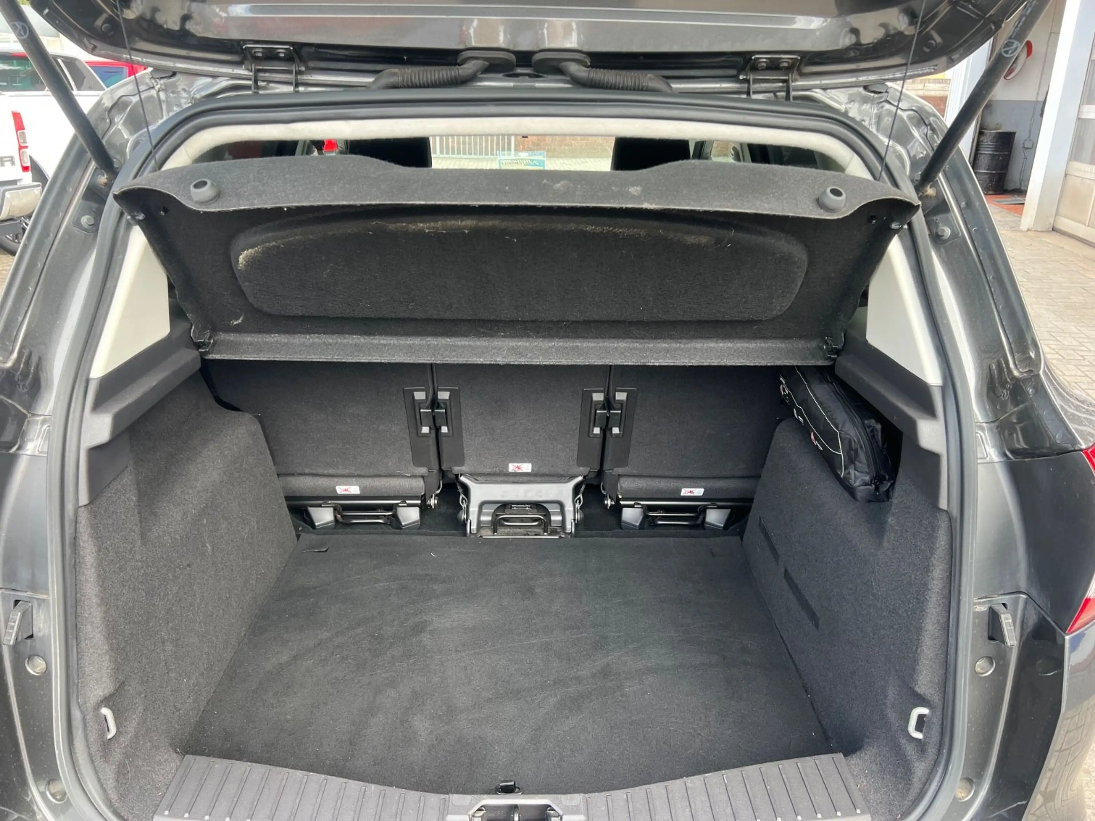 Ford C-Max C-MAX Cool & Connect — photo 15