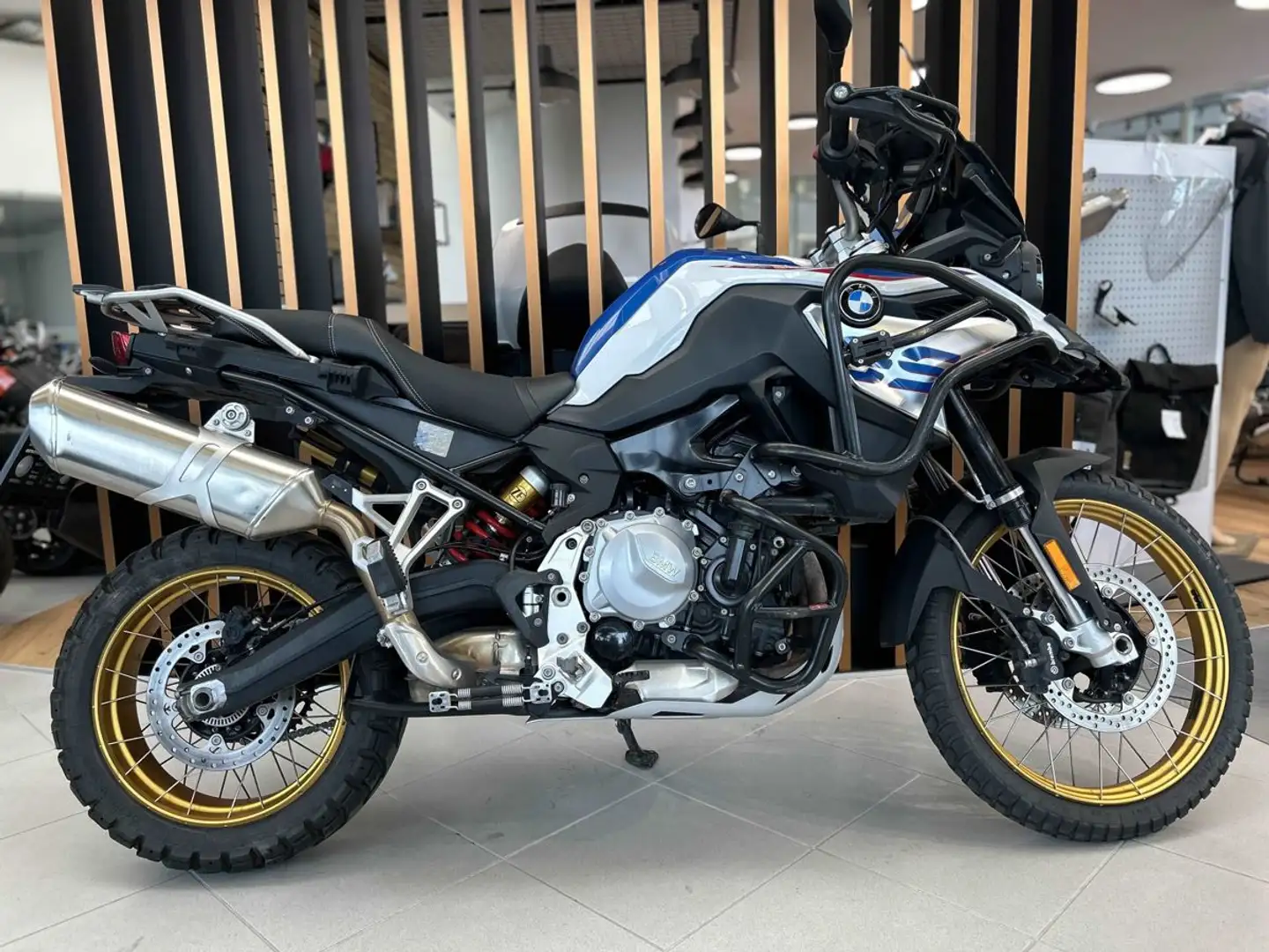 BMW F 850 GS Rallye Weiß - 1