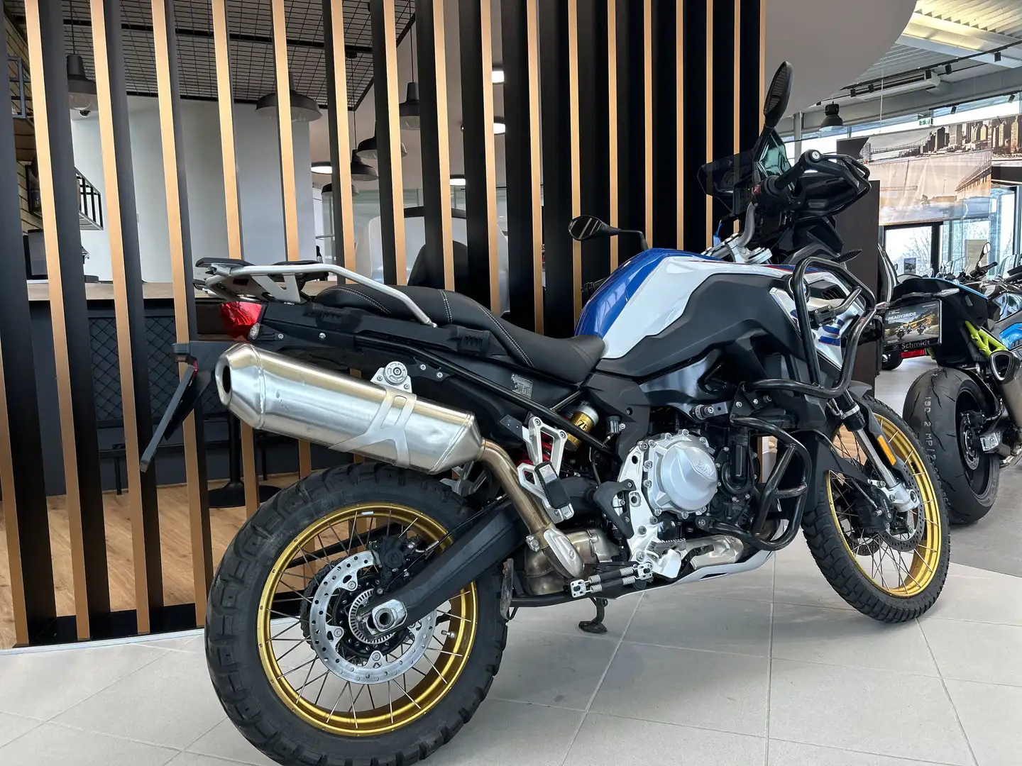 BMW F 850 GS Rallye Weiß - 2