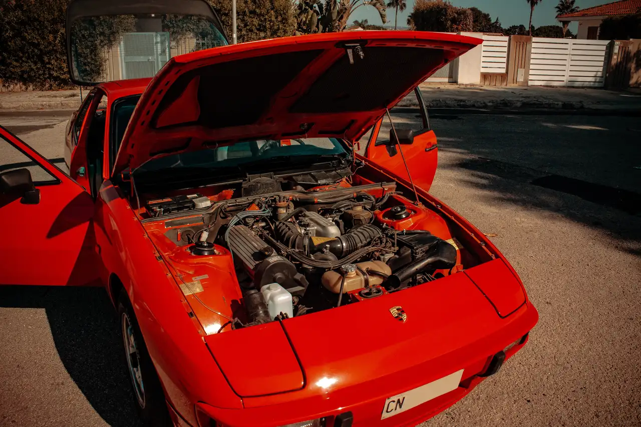 Porsche 924 2.0, foto 12