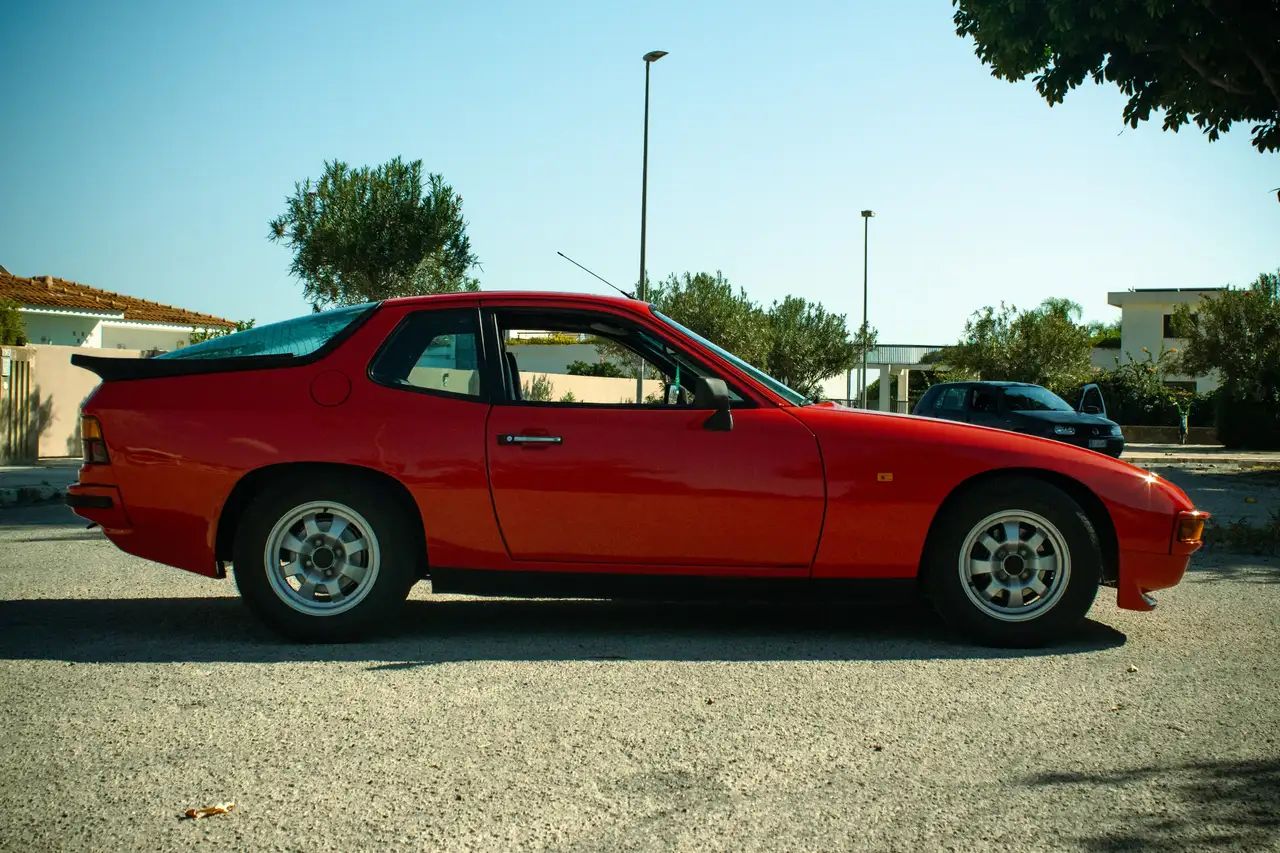 Porsche 924 2.0, foto 6
