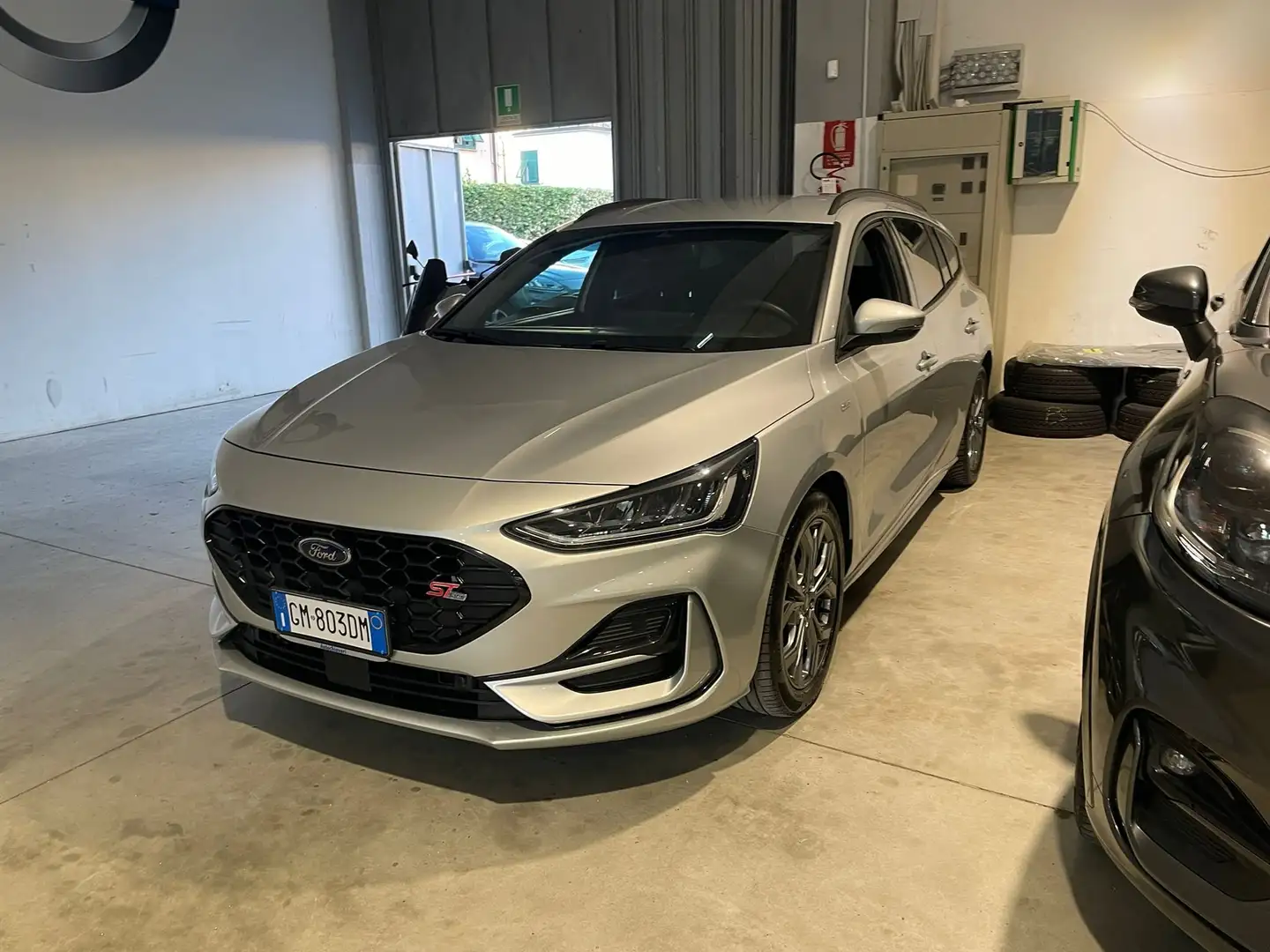 Ford Focus SW 1.0 ecoboost h ST-Line Design 125cv Zilver - 2
