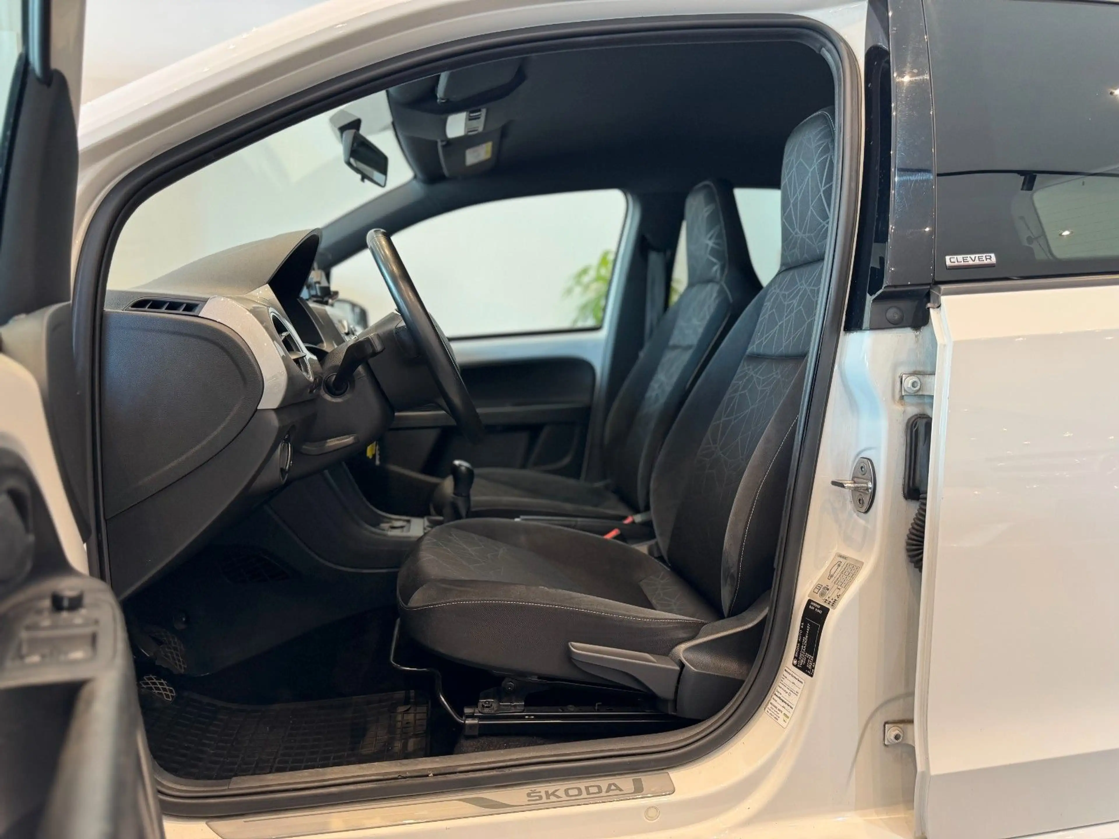 Skoda Citigo Clever 5trg. Alufelgen Bluetooth PDC — photo 6