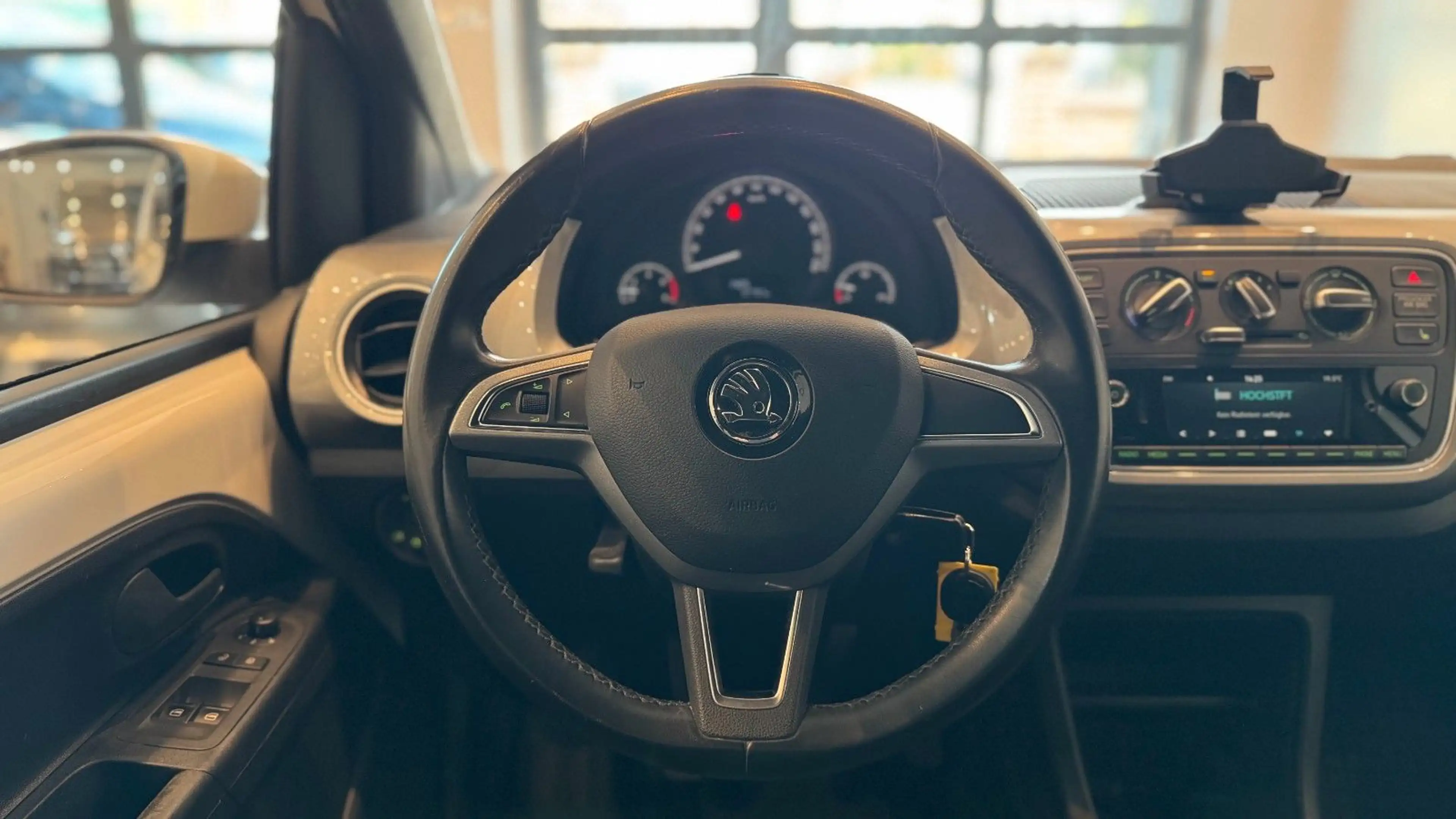 Skoda Citigo Clever 5trg. Alufelgen Bluetooth PDC — photo 8