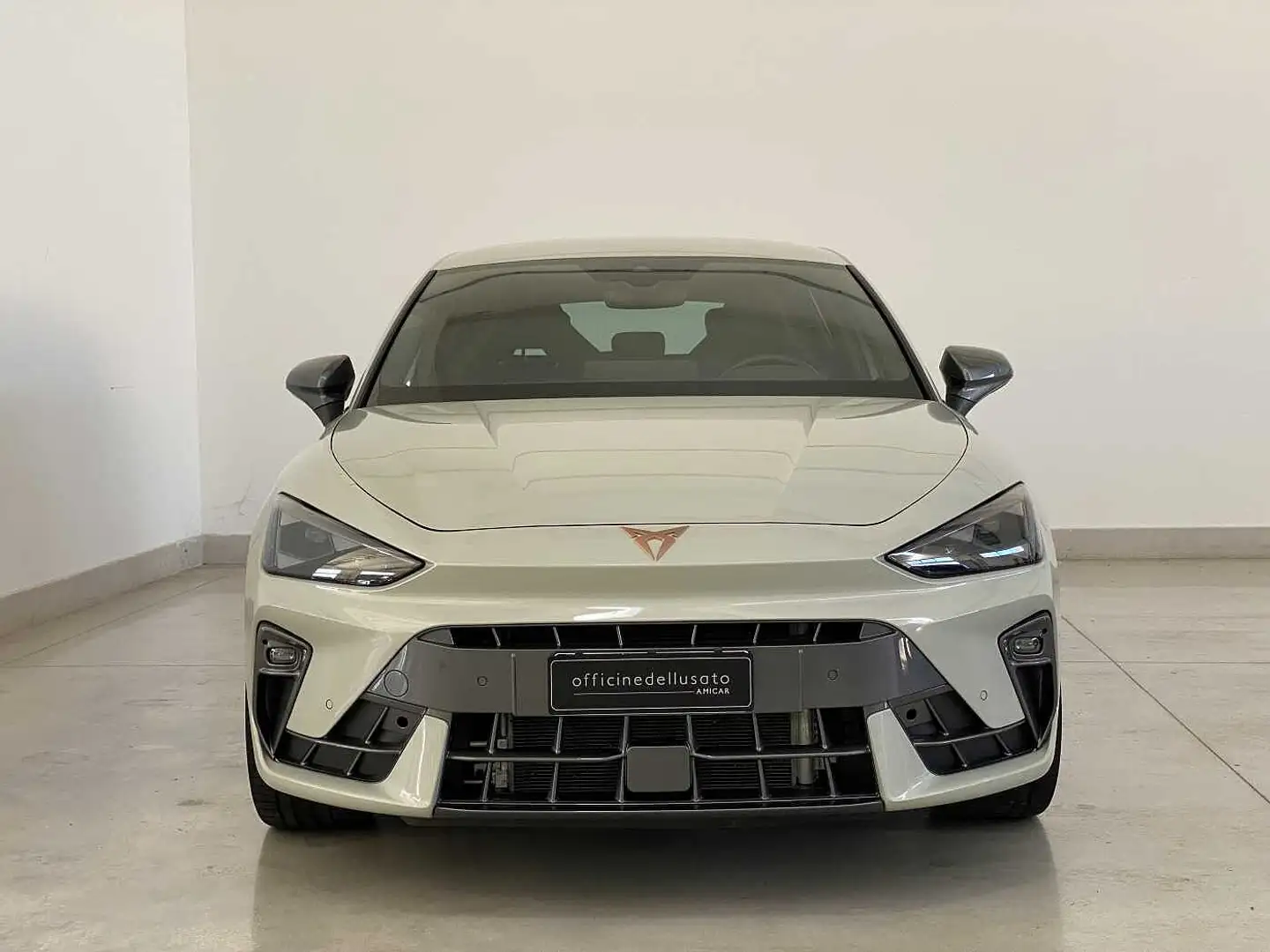 CUPRA Leon 1.5 Hybrid 150 CV DSG Grijs - 2