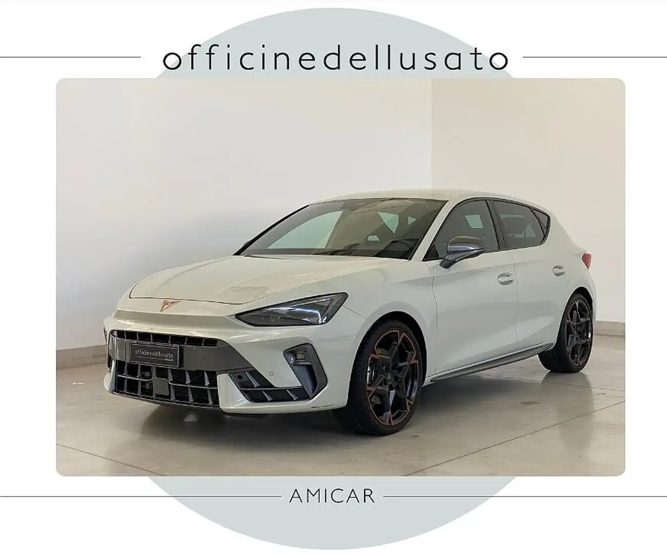 CUPRA Leon 1.5 Hybrid 150 CV DSG Grijs - 1