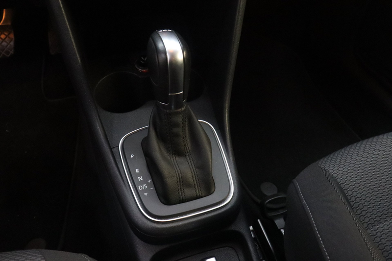 Volkswagen Polo 1.2 TSI Highline DSG — photo 18