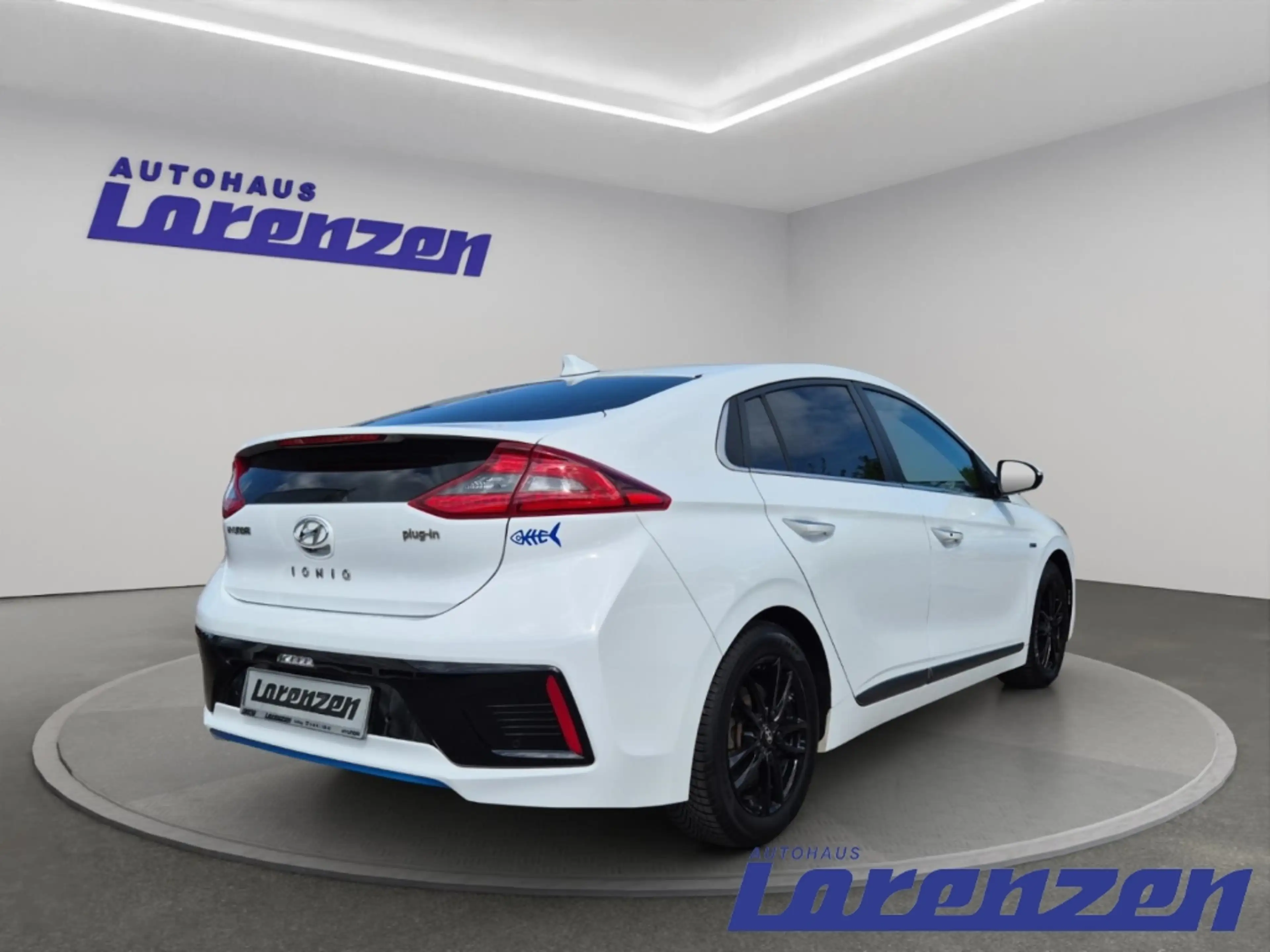 Hyundai IONIQ Plug-In 1.6 Hybrid Style Navi Soundsystem Bi-Xenon — photo 4