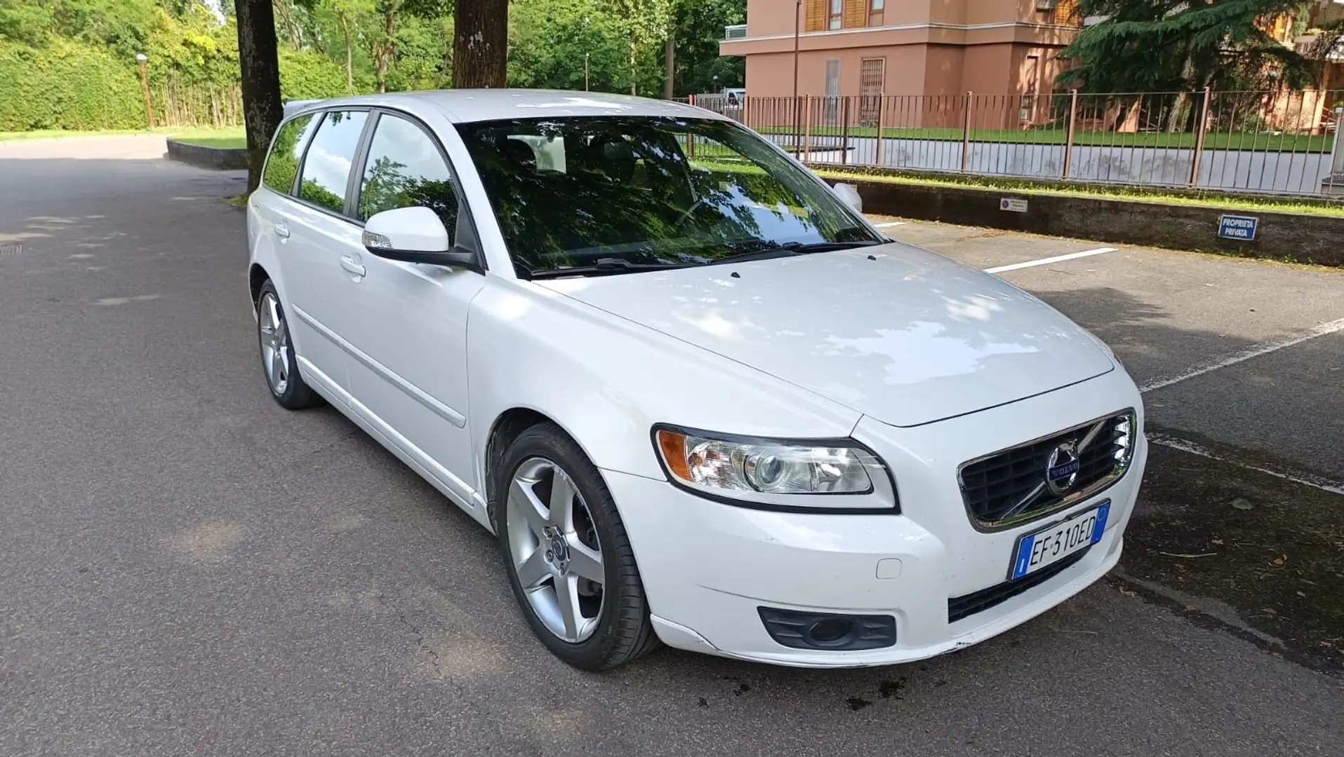 Volvo V50 D2 R-design Blanco - 1