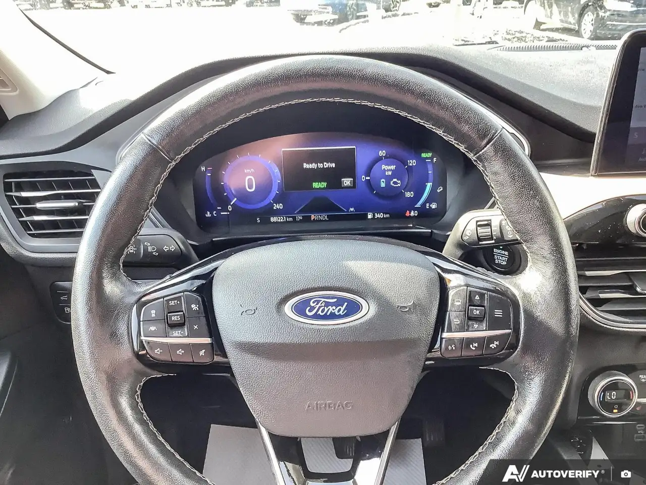 Ford Escape снимка Ford Escape