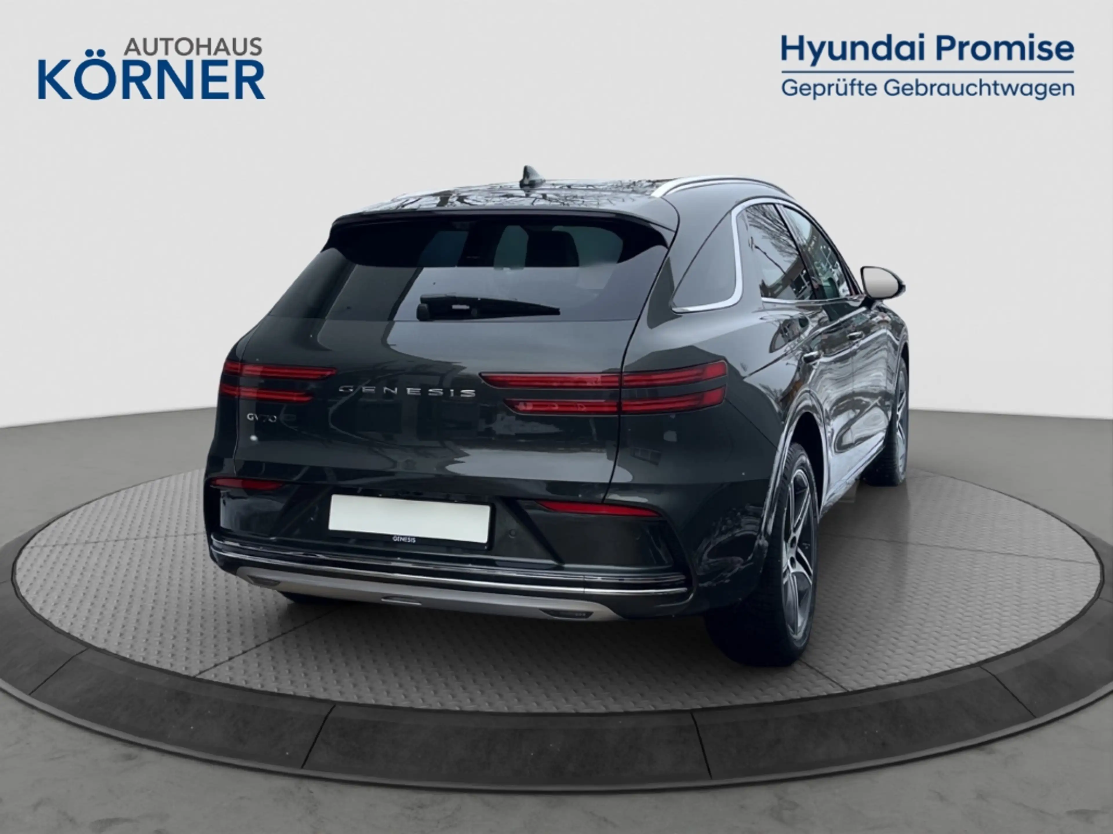 Genesis GV70 SPORT 84kwh *LEDER*PANORAMA*LED*CAM*CARPLAY* — photo 4