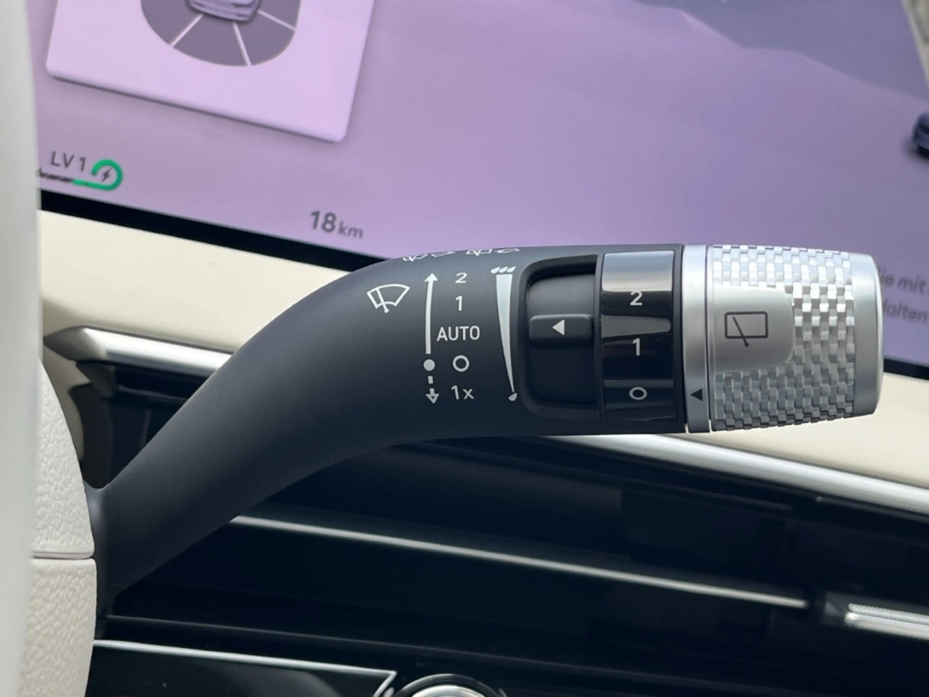 Genesis GV70 SPORT 84kwh *LEDER*PANORAMA*LED*CAM*CARPLAY* — photo 16