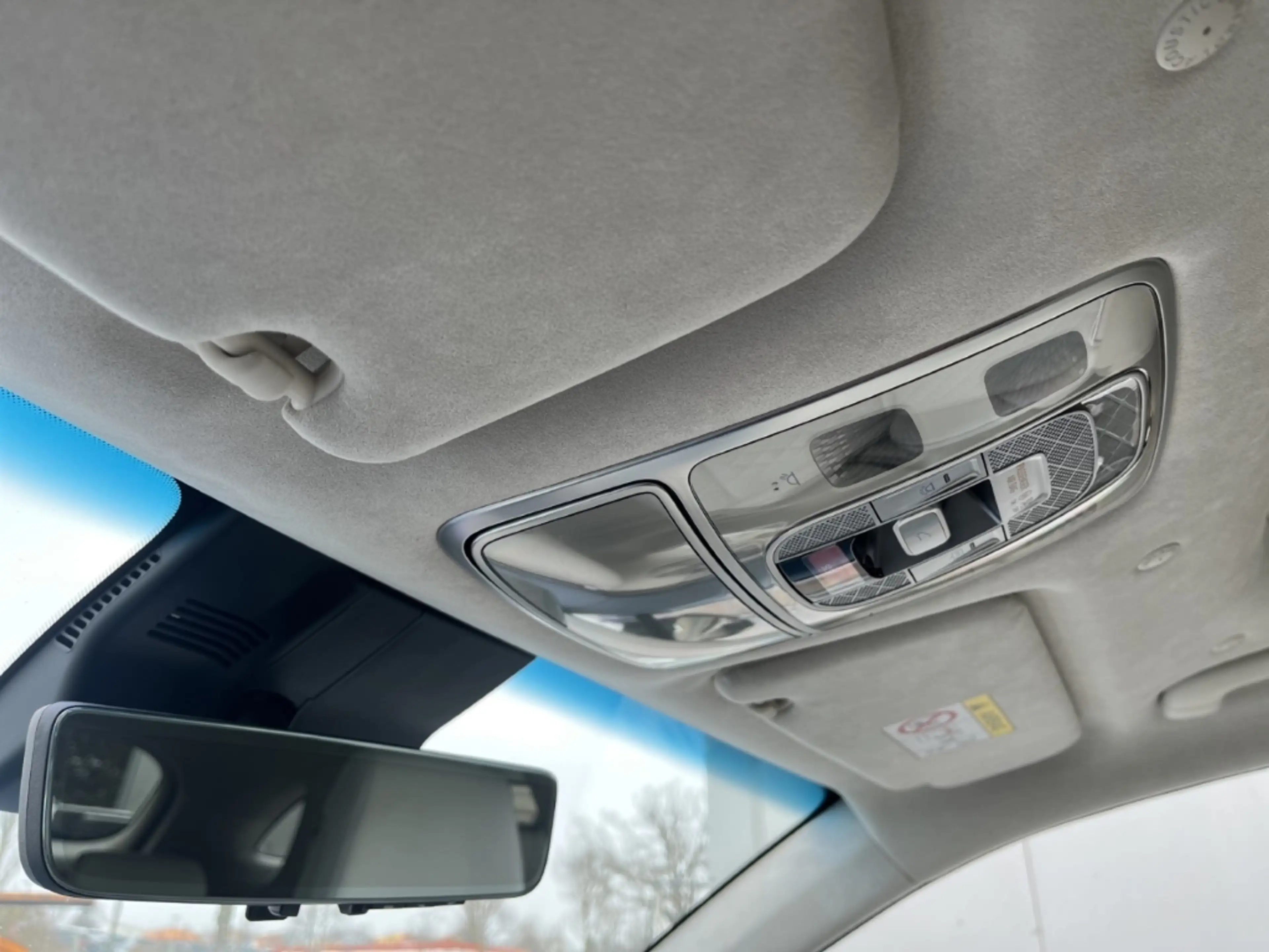 Genesis GV70 SPORT 84kwh *LEDER*PANORAMA*LED*CAM*CARPLAY* — photo 23