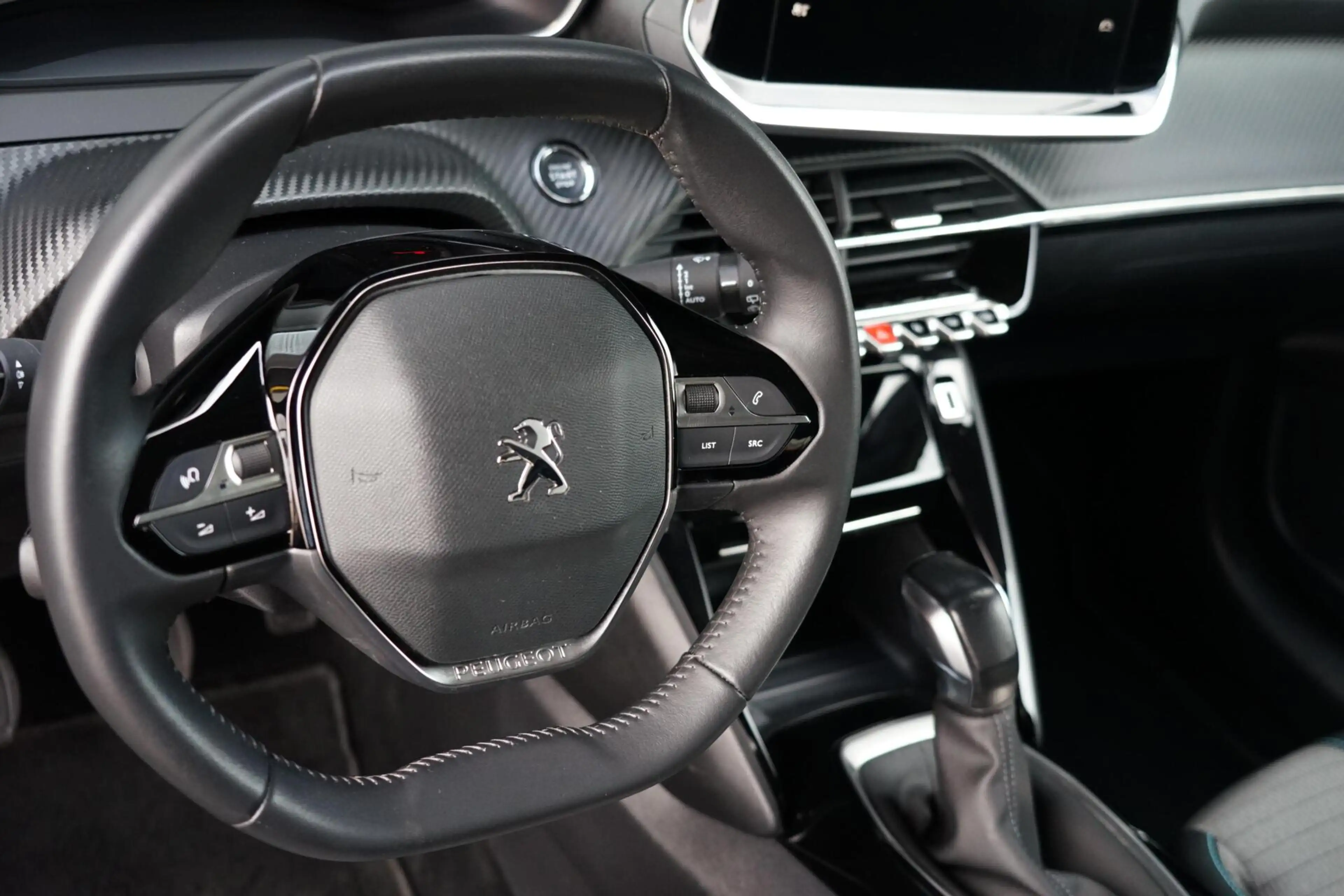 Peugeot 208 1.2 PureTech Allure, NL, LED, CarPlay, clima, cam. — photo 21