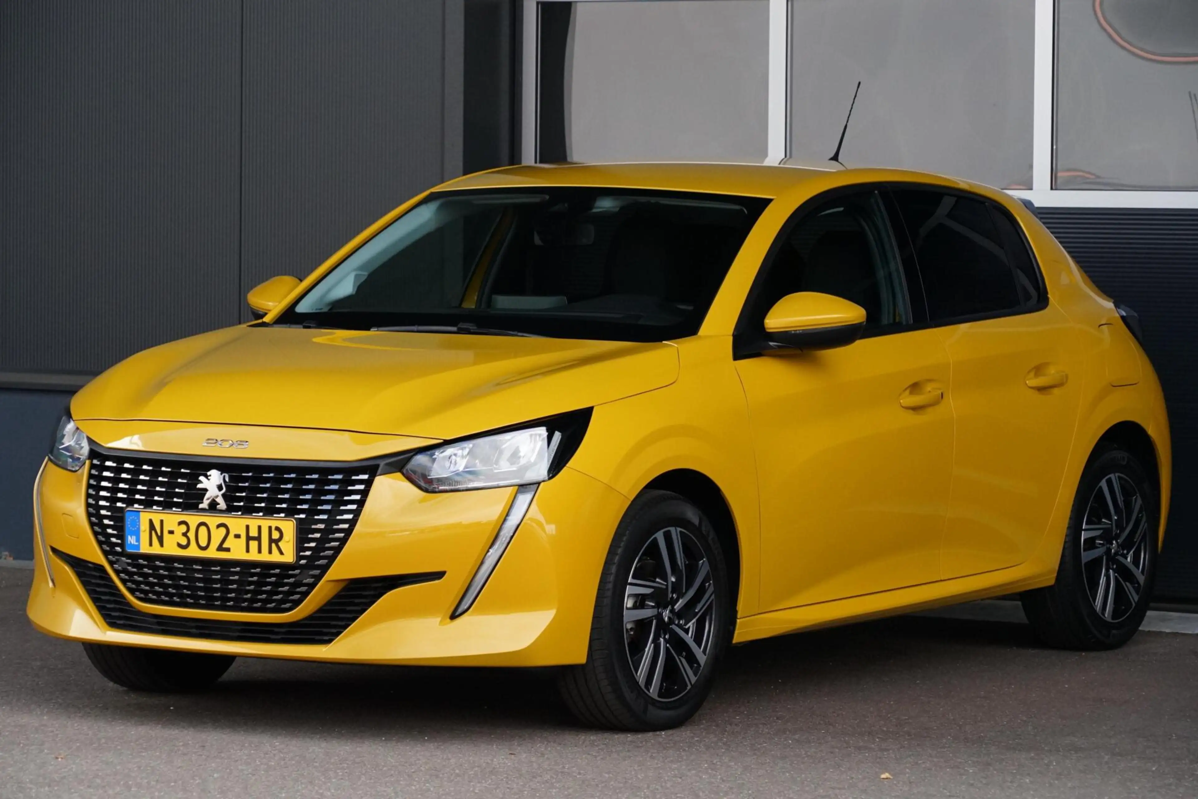 Peugeot 208 1.2 PureTech Allure, NL, LED, CarPlay, clima, cam. — photo 27