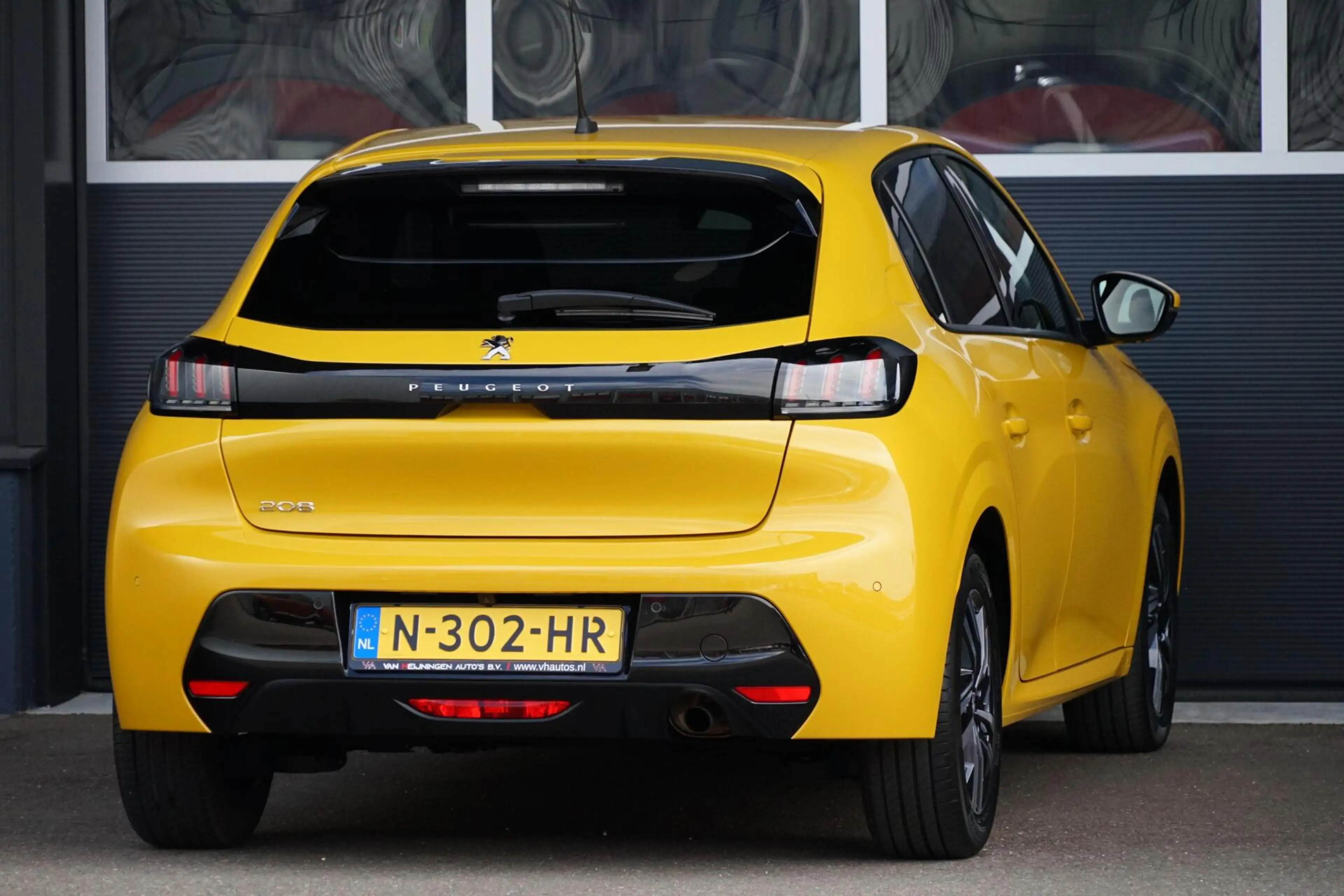Peugeot 208 1.2 PureTech Allure, NL, LED, CarPlay, clima, cam. — photo 2