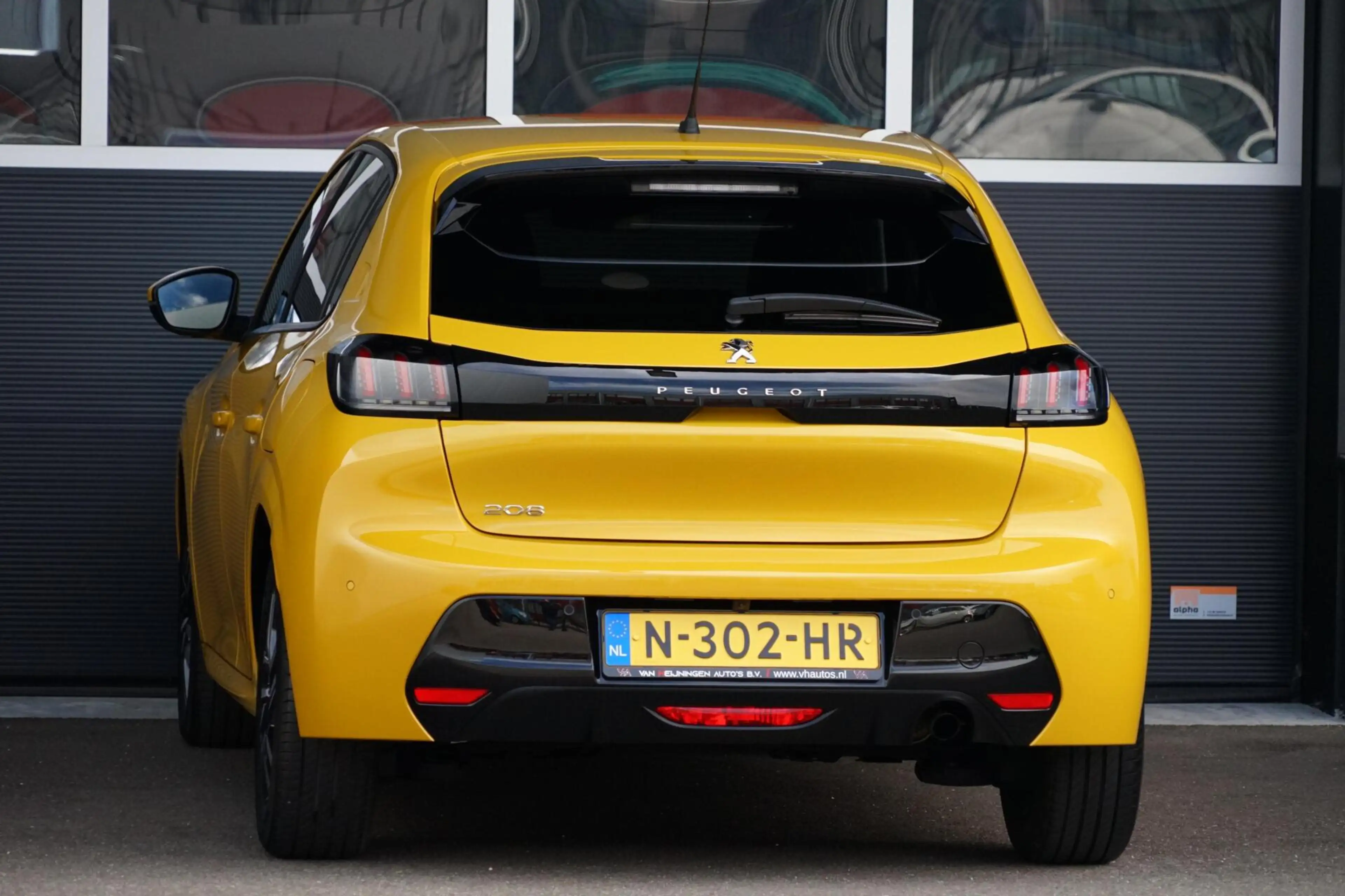 Peugeot 208 1.2 PureTech Allure, NL, LED, CarPlay, clima, cam. — photo 32