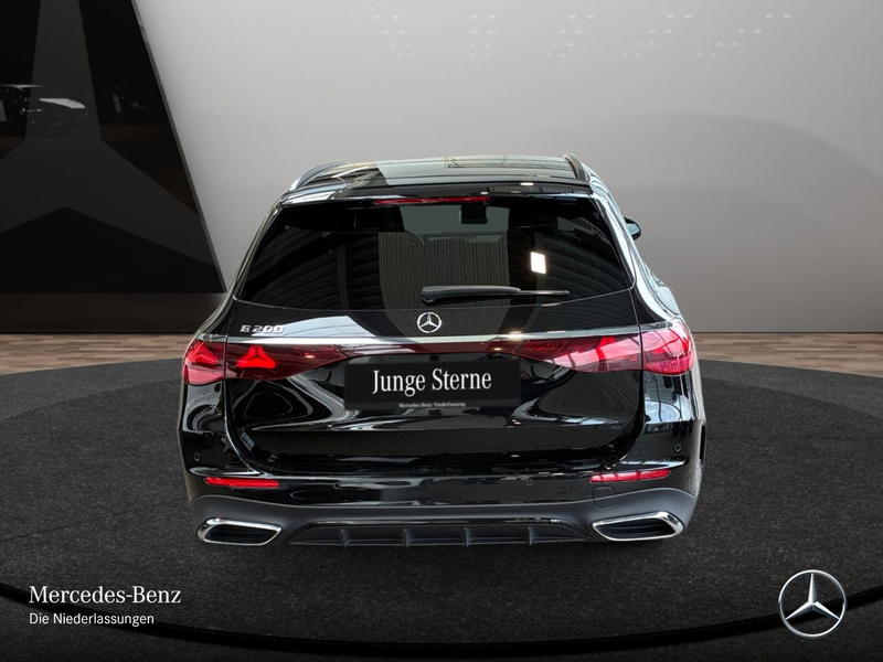 Mercedes-Benz E 200 T AMG Pano Distr. LED AHK Night Kamera PTS — photo 9