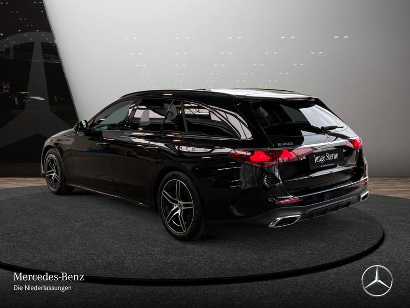 Mercedes-Benz E 200 T AMG Pano Distr. LED AHK Night Kamera PTS — photo 10