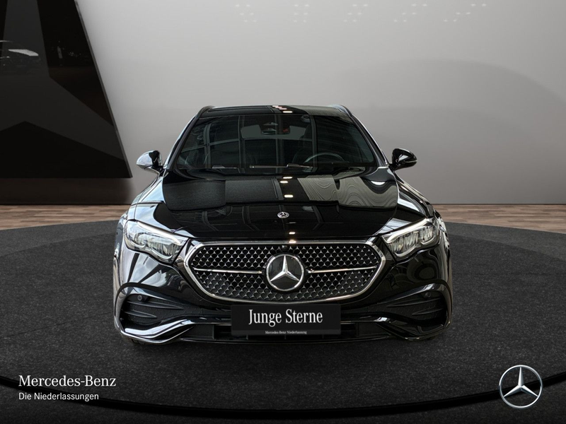 Mercedes-Benz E 200 T AMG Pano Distr. LED AHK Night Kamera PTS — photo 3