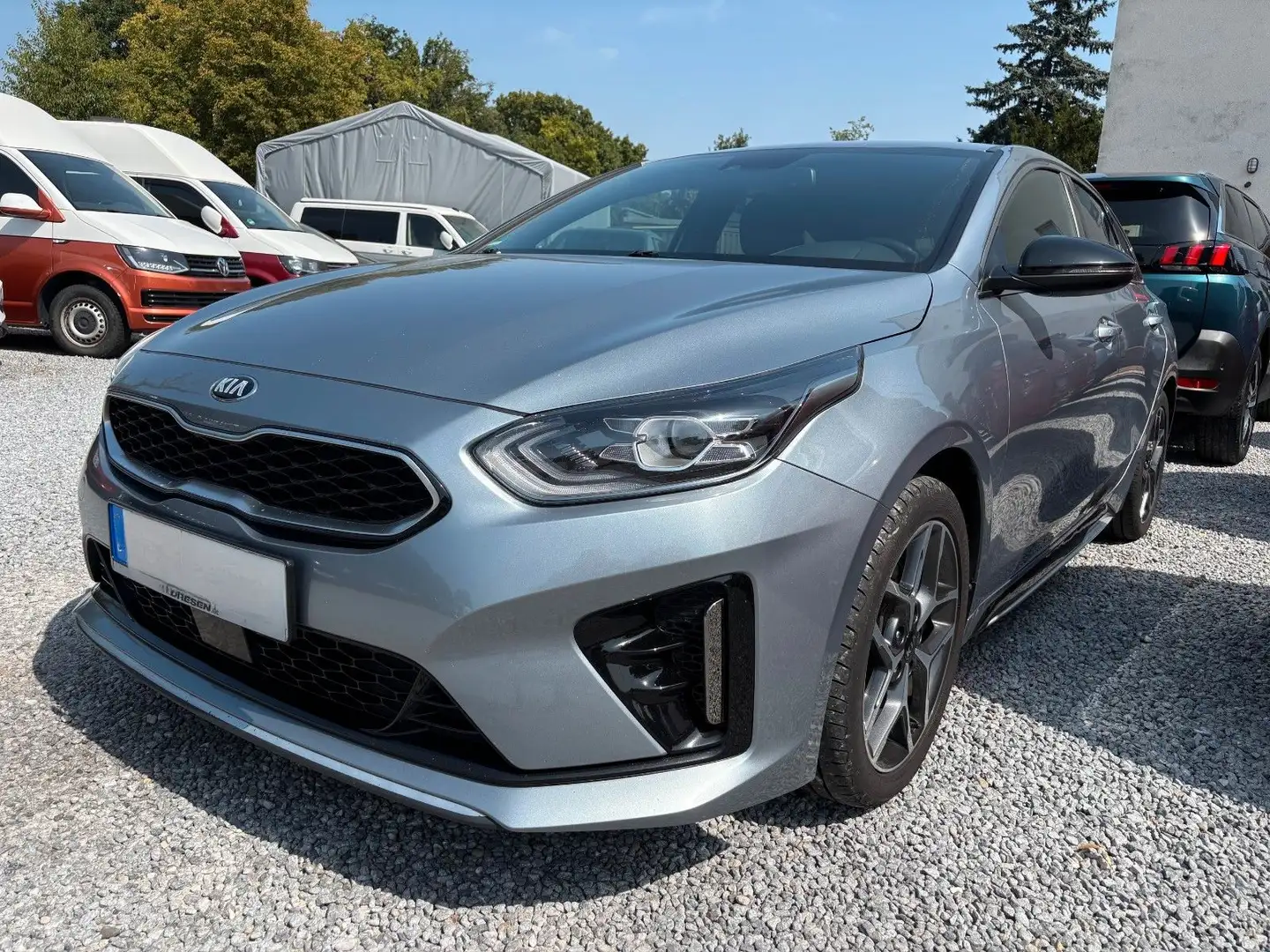 Kia ProCeed / pro_cee'd GT-Line 1.6 Voll*Sport*Keyles*ACC*DAB*AHK*ZRneu Silber - 1