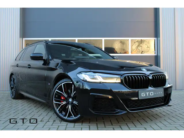 BMW 520 5-serie Touring 520i M Sport | Pano | Laser | Harm