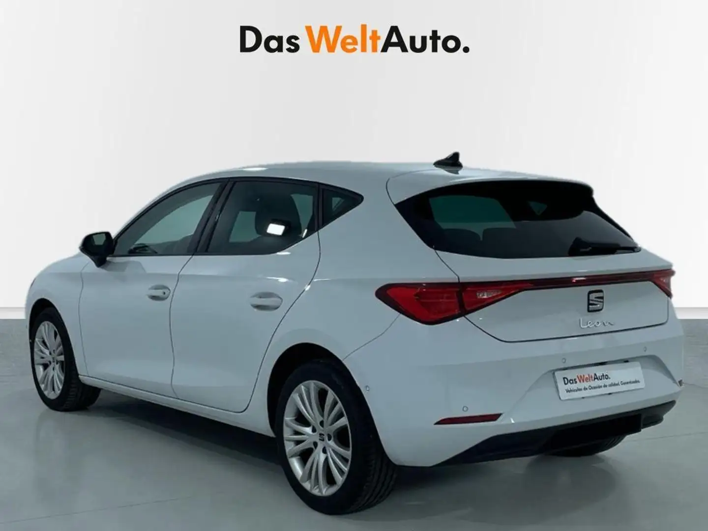 SEAT Leon 1.5 eTSI DSG-7 S&S Style Special Edition 150 Blanco - 2