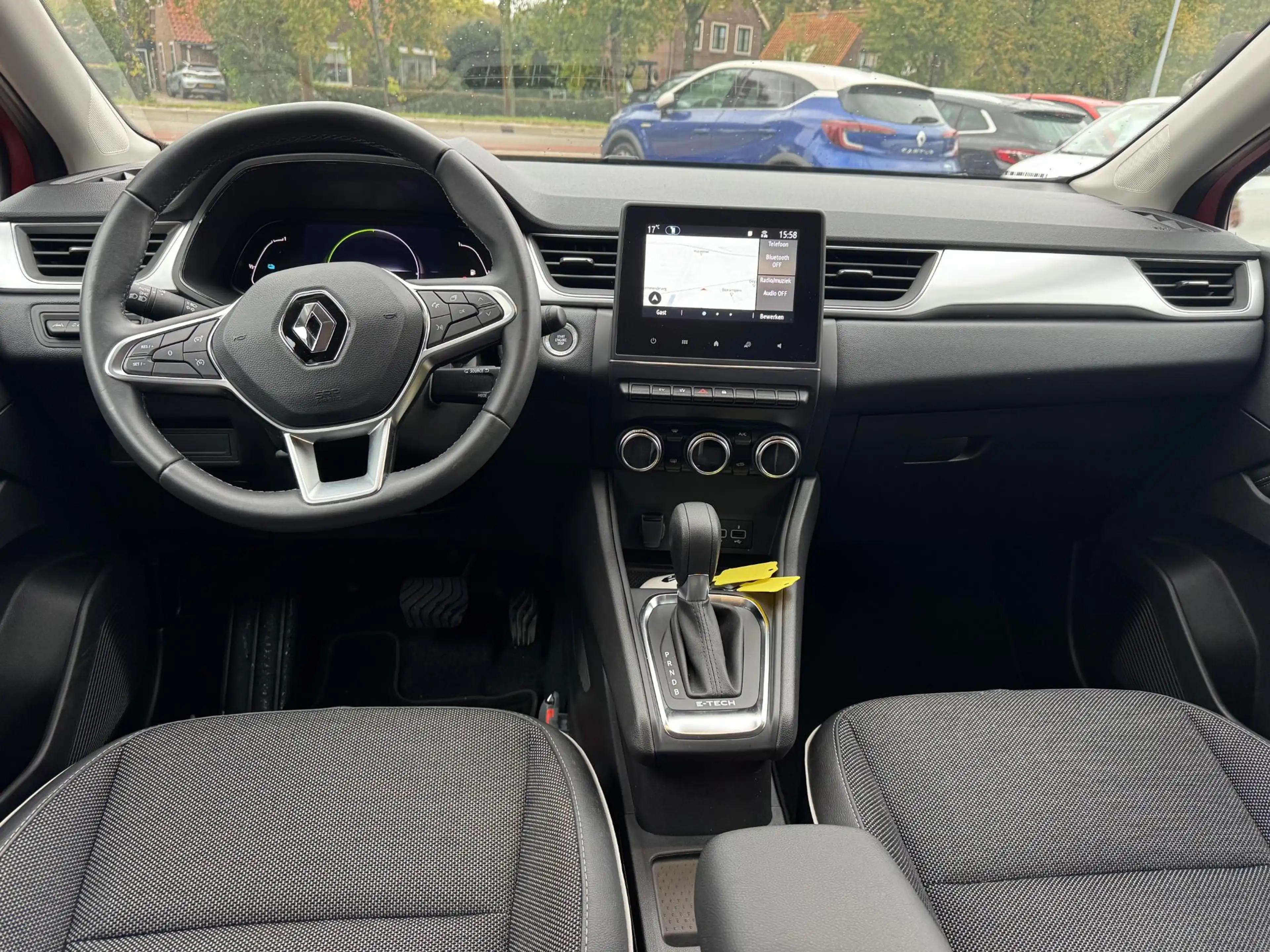 Renault Captur 1.6 E-Tech 145 Techno 6.619km!! — photo 13