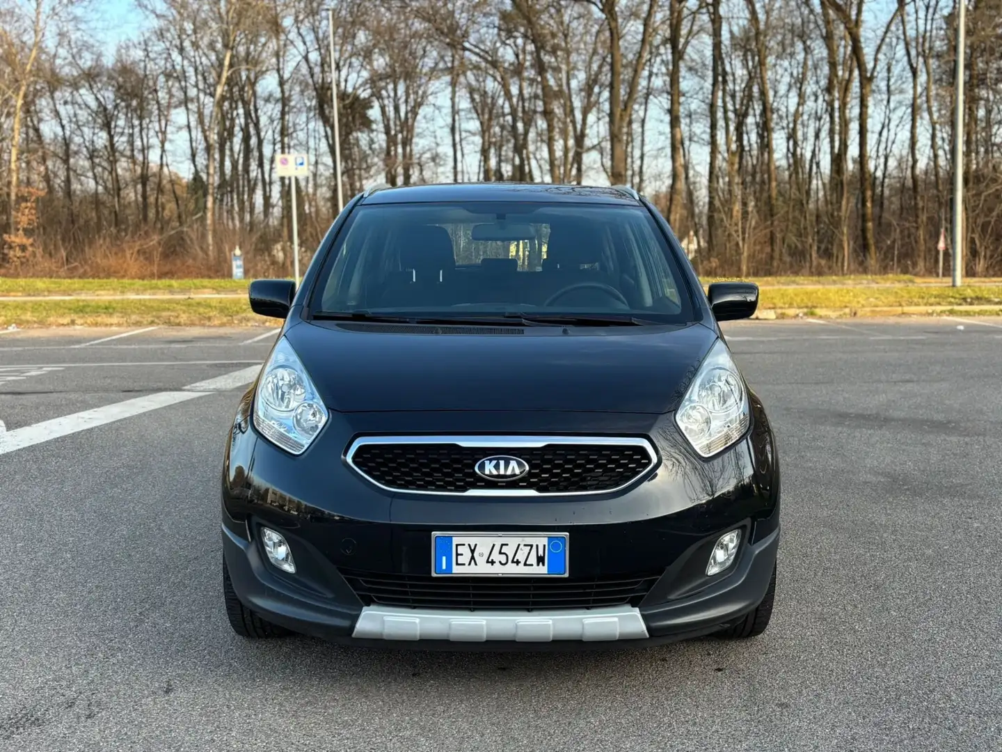 Kia Venga Venga 1.4 CRDi 90CV crossover Noir - 2