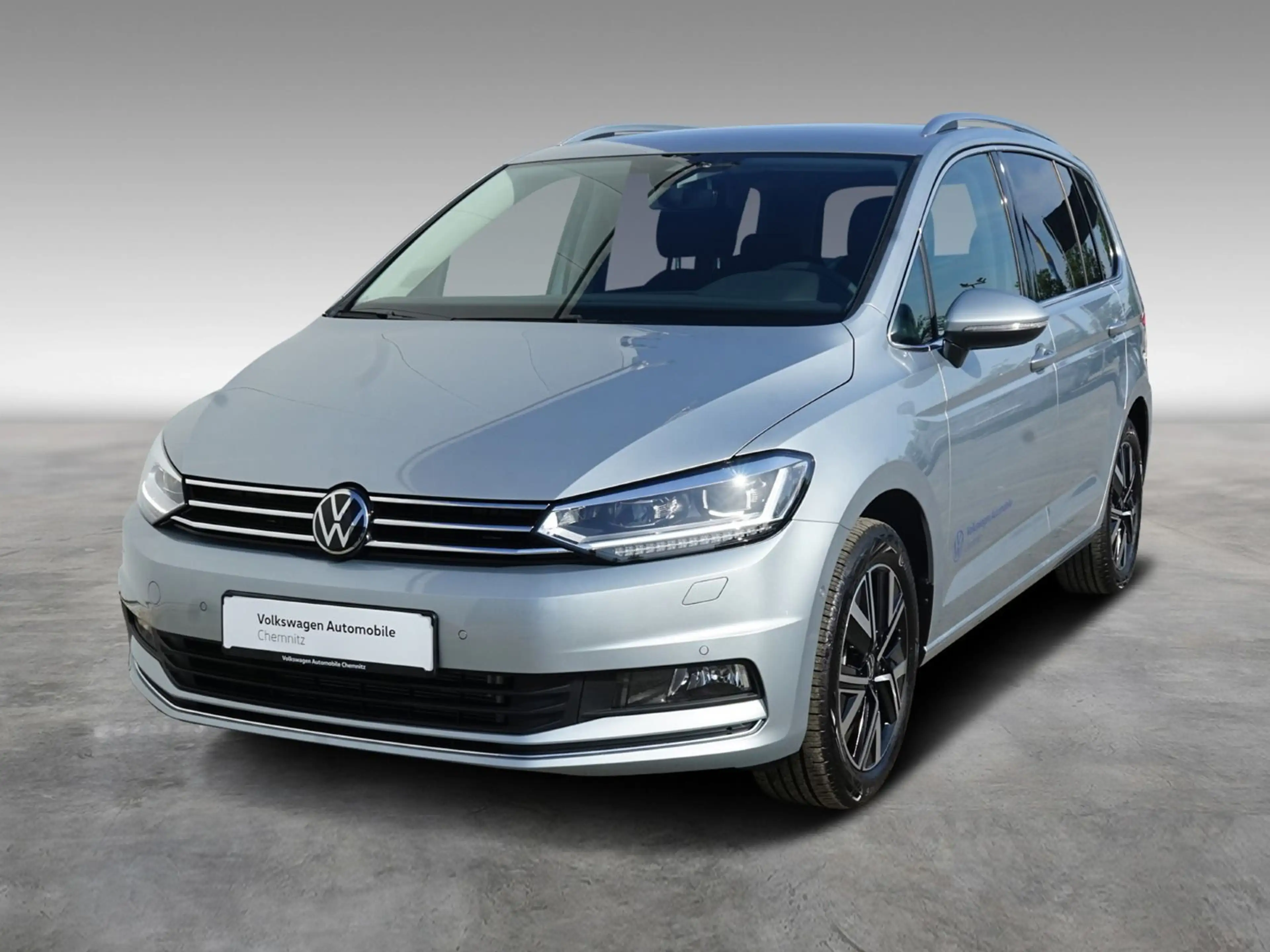 Volkswagen Touran Highline 2,0 l TDI 150PS DSG *AHK*RFK*NAV — photo 2