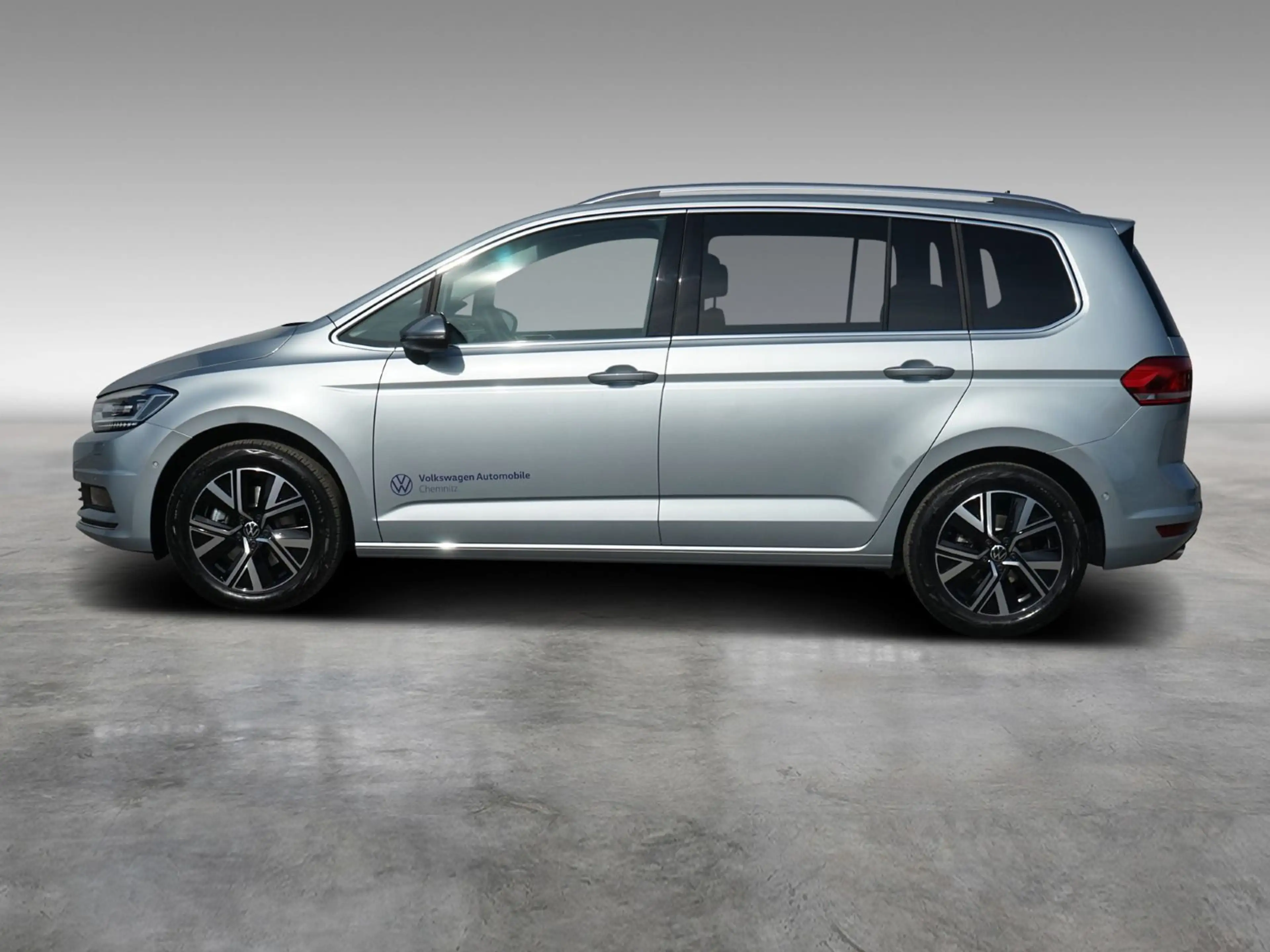 Volkswagen Touran Highline 2,0 l TDI 150PS DSG *AHK*RFK*NAV — photo 3