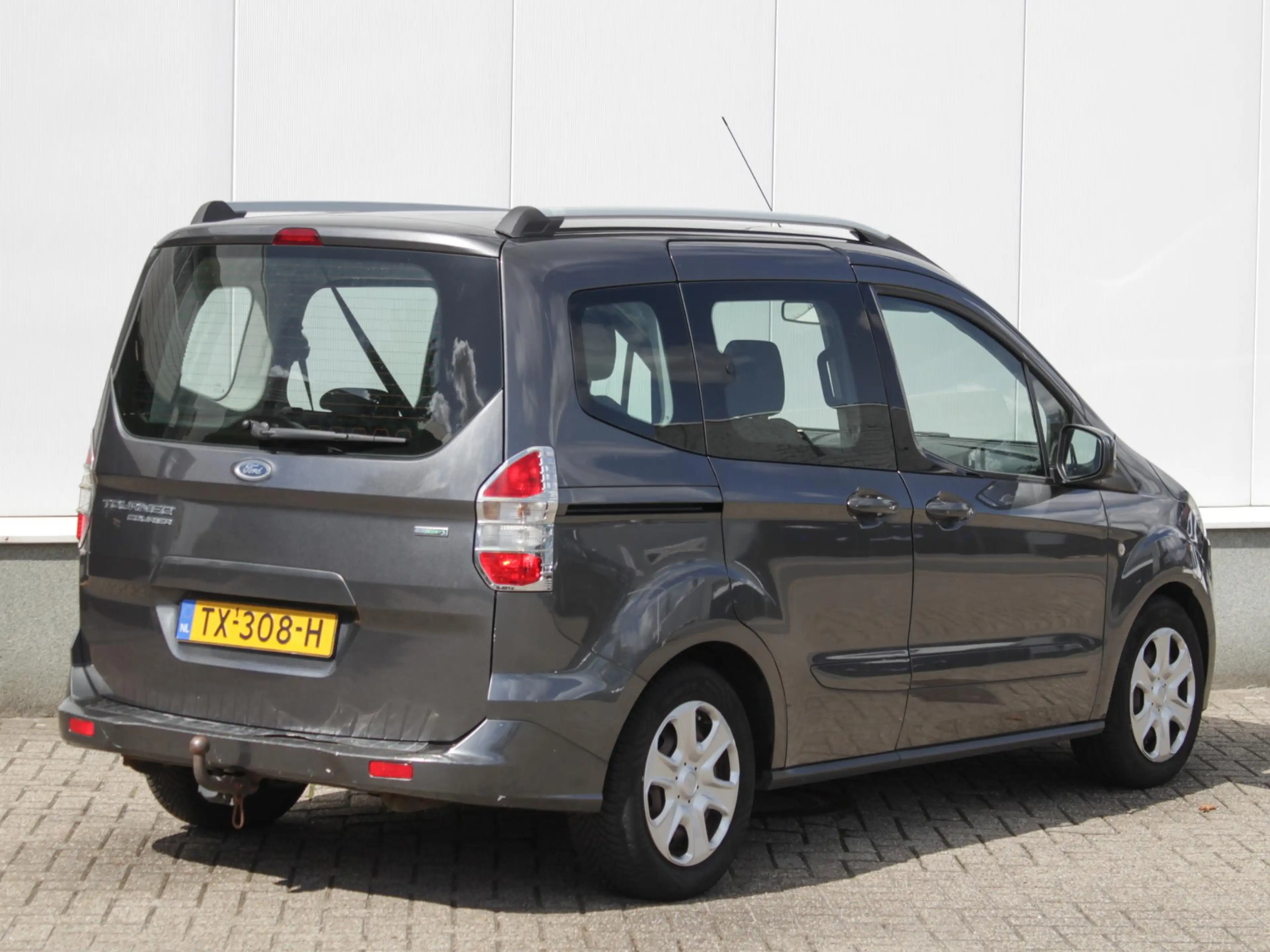 Ford Tourneo Courier 1.0 Titanium | Cruise | Clima | Trekhaak — photo 3
