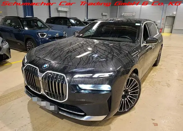 BMW 750 e xDr. ExecLoundSeat.SkyLoun.FondEnt.Experien