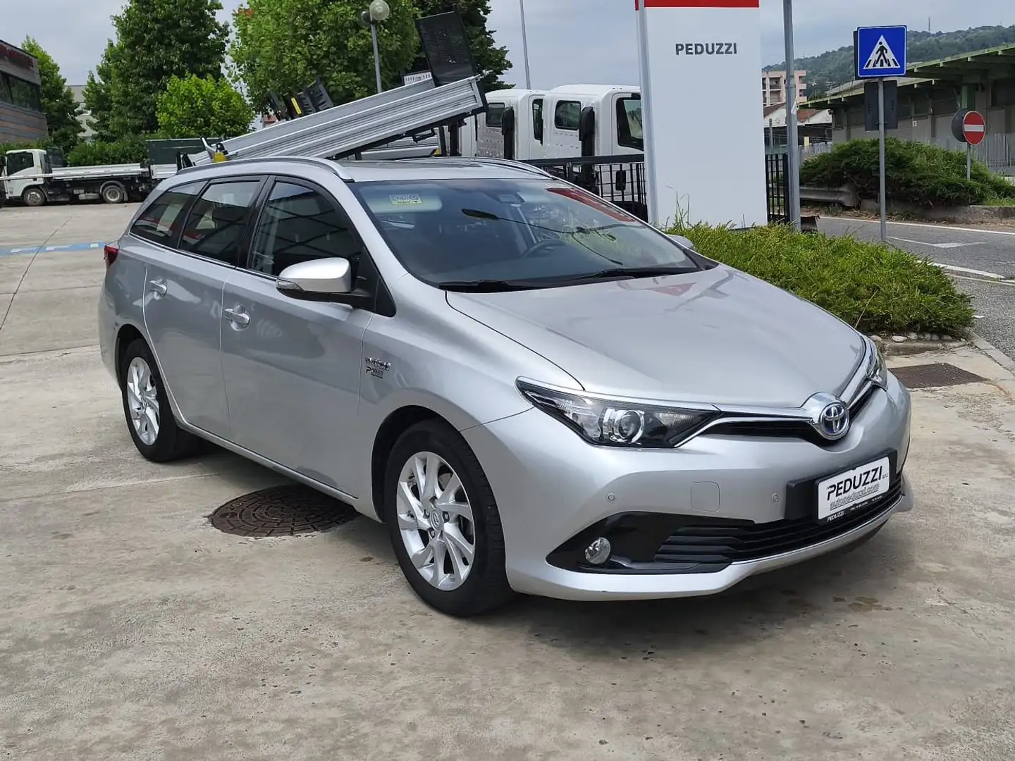 Toyota Auris Auris Touring Sports 1.8h Business cvt my17 Argento - 1