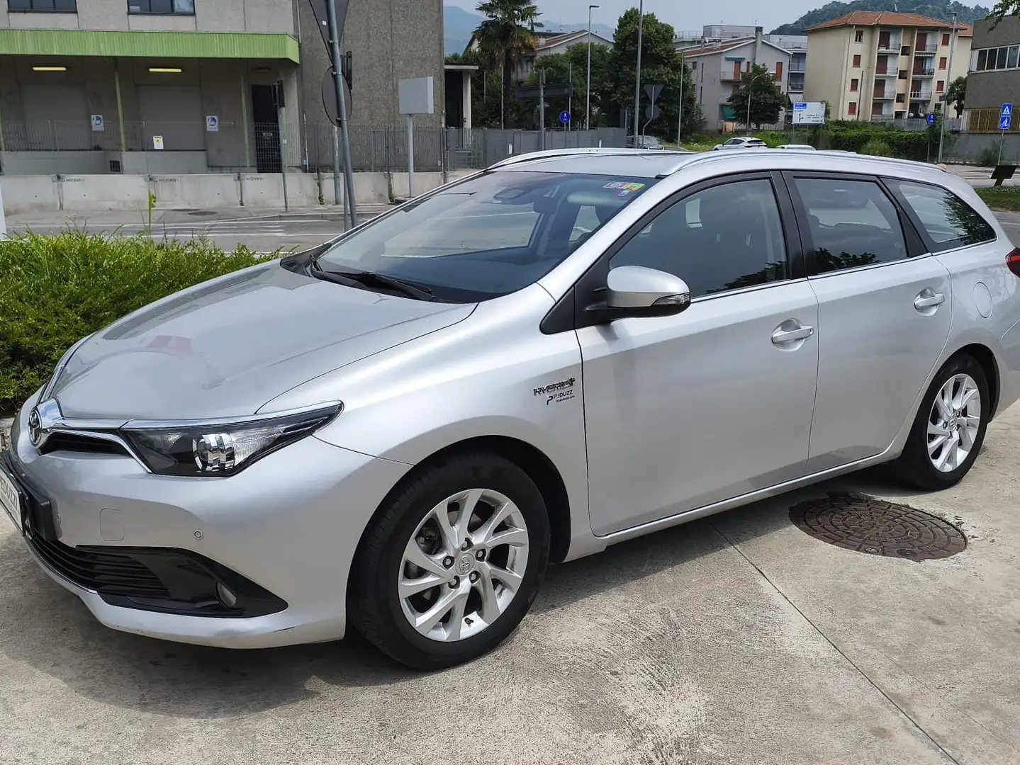 Toyota Auris Auris Touring Sports 1.8h Business cvt my17 Argento - 2