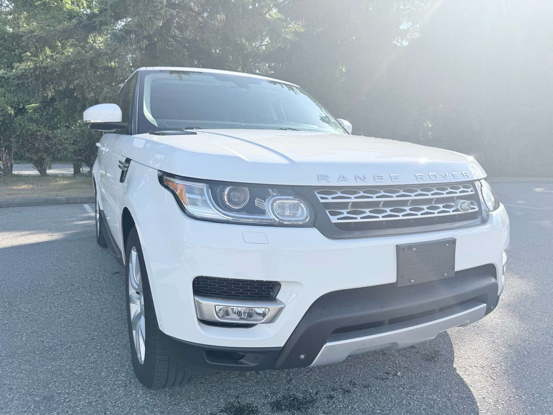 2014 Land Rover Range Rover Sport 4WD 4dr V8 Supercharged alt 3