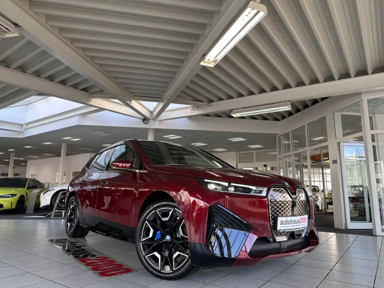 BMW iX