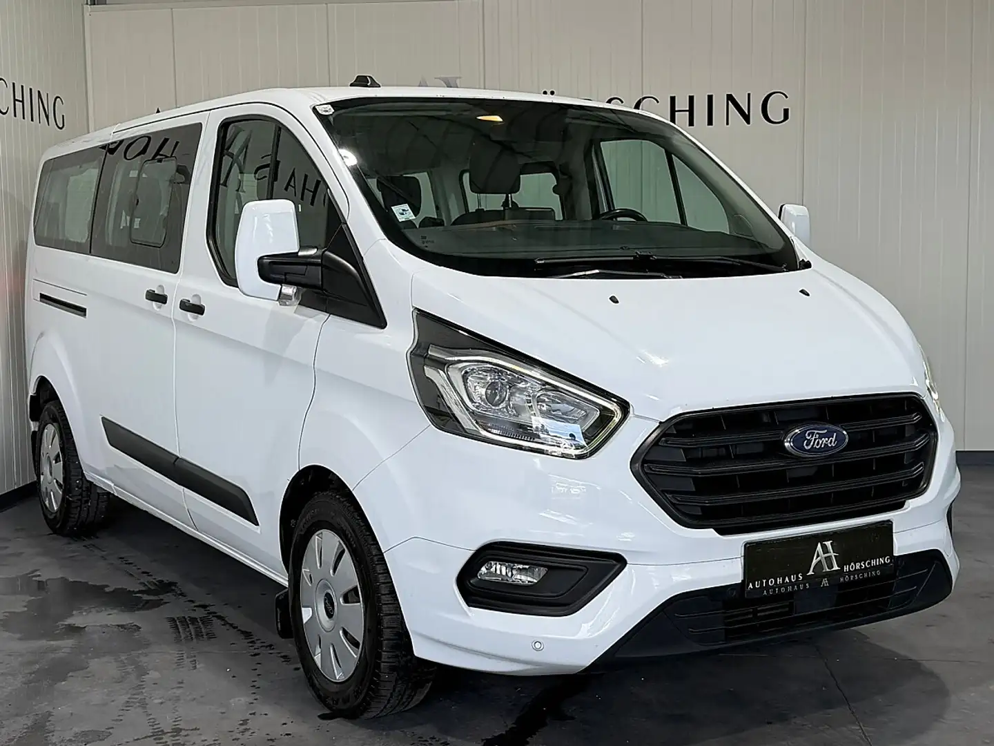 Ford Transit Custom Variobus 2,0 L2H1 320 Basis//9-SITZER// Weiß - 1