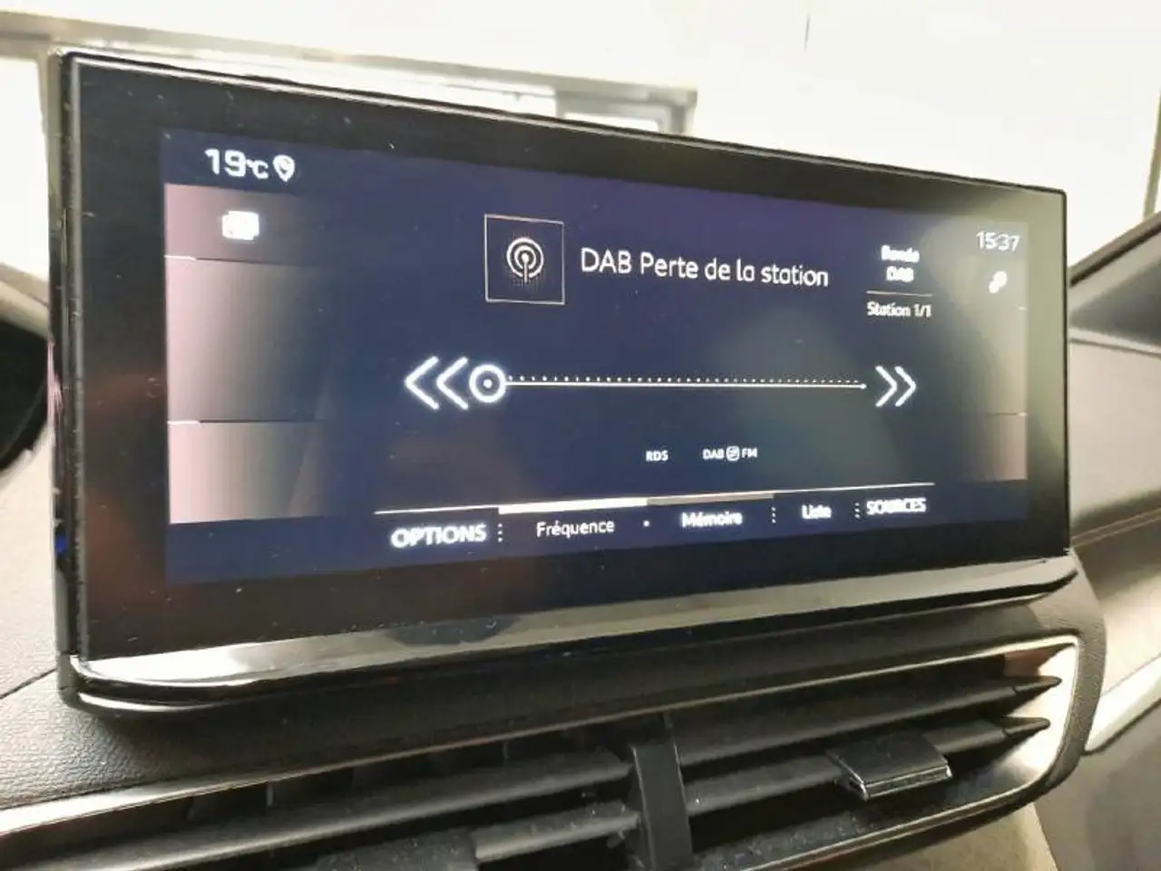 Peugeot 5008 2 1.2 PureTech 96kW S&S GT, миниатюра 18