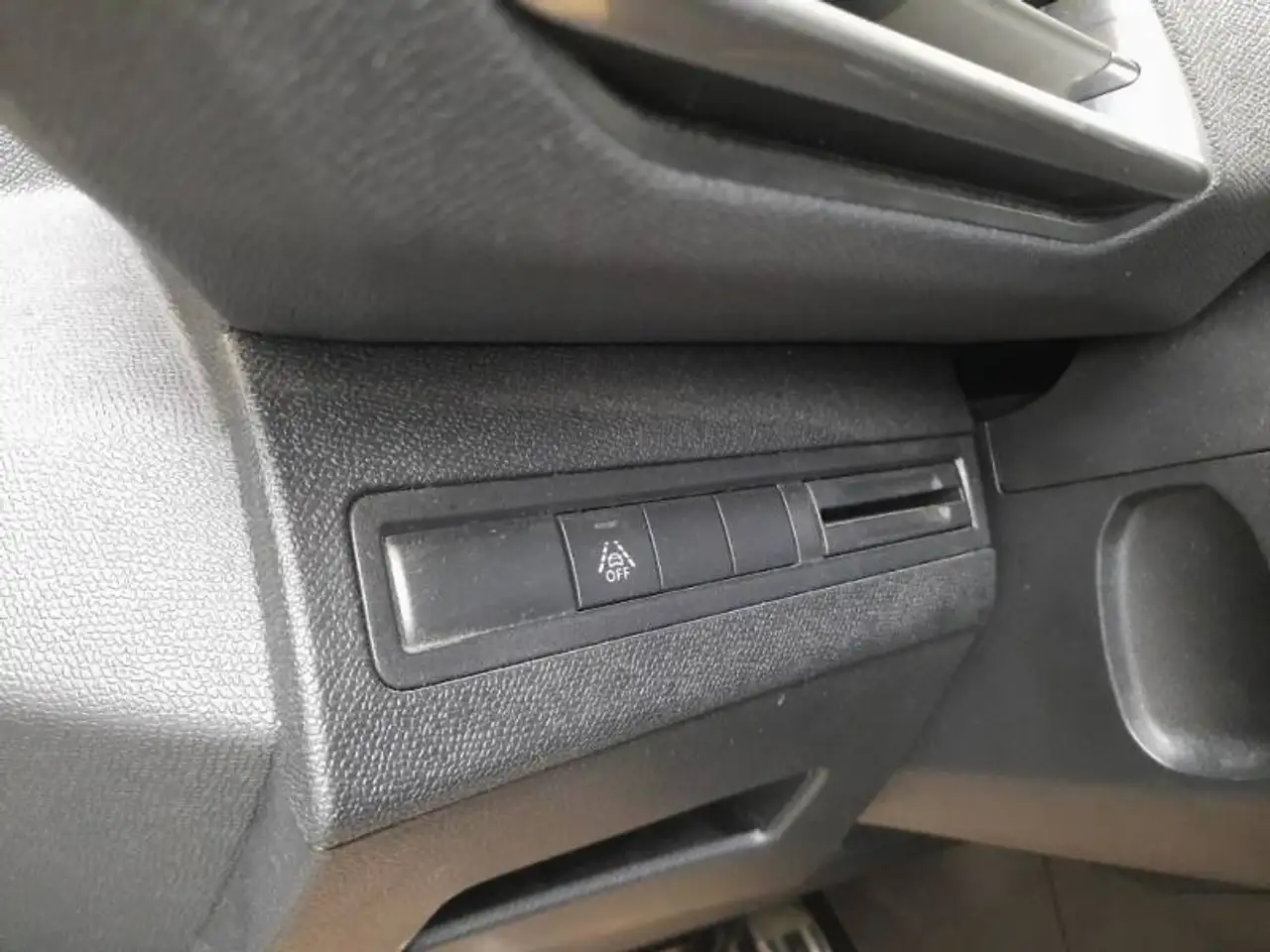 Peugeot 5008 2 1.2 PureTech 96kW S&S GT, миниатюра 13