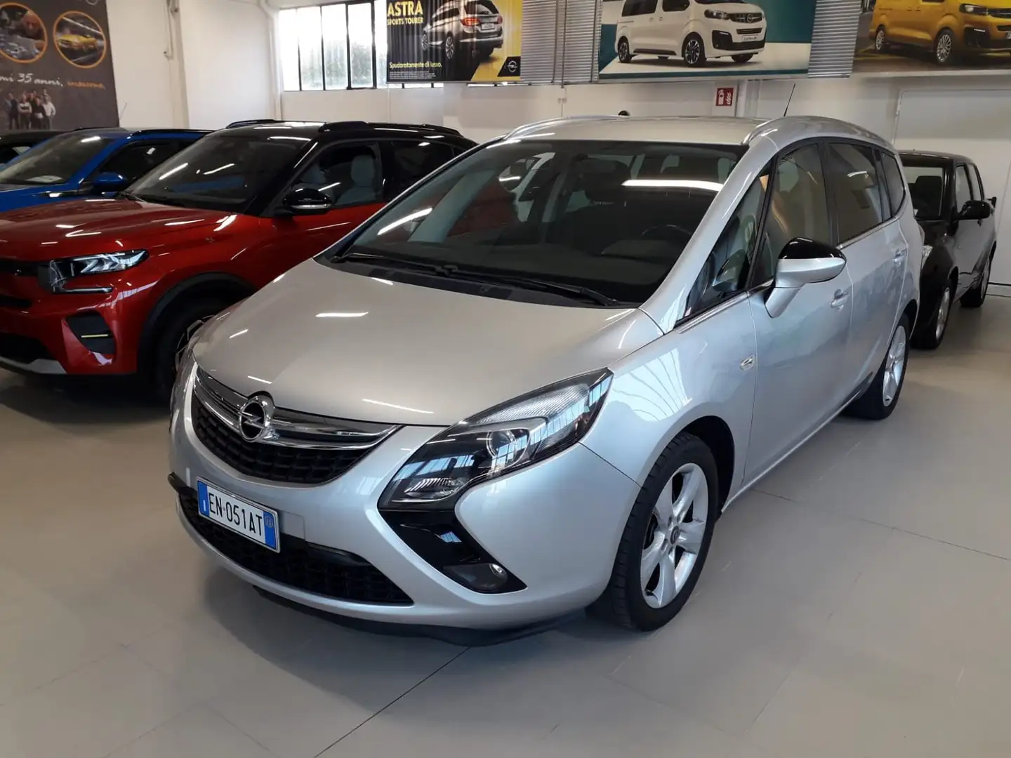 Opel Zafira Tourer 2.0 cdti 110cv 7 posti Argent - 1