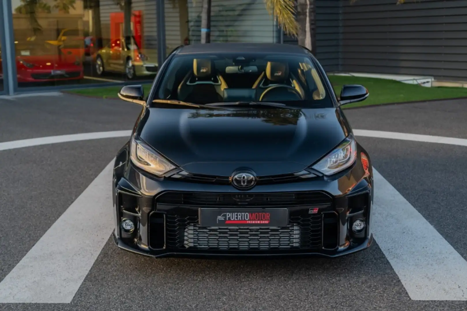 Toyota Yaris GR RZ Circuit Pack Schwarz - 2